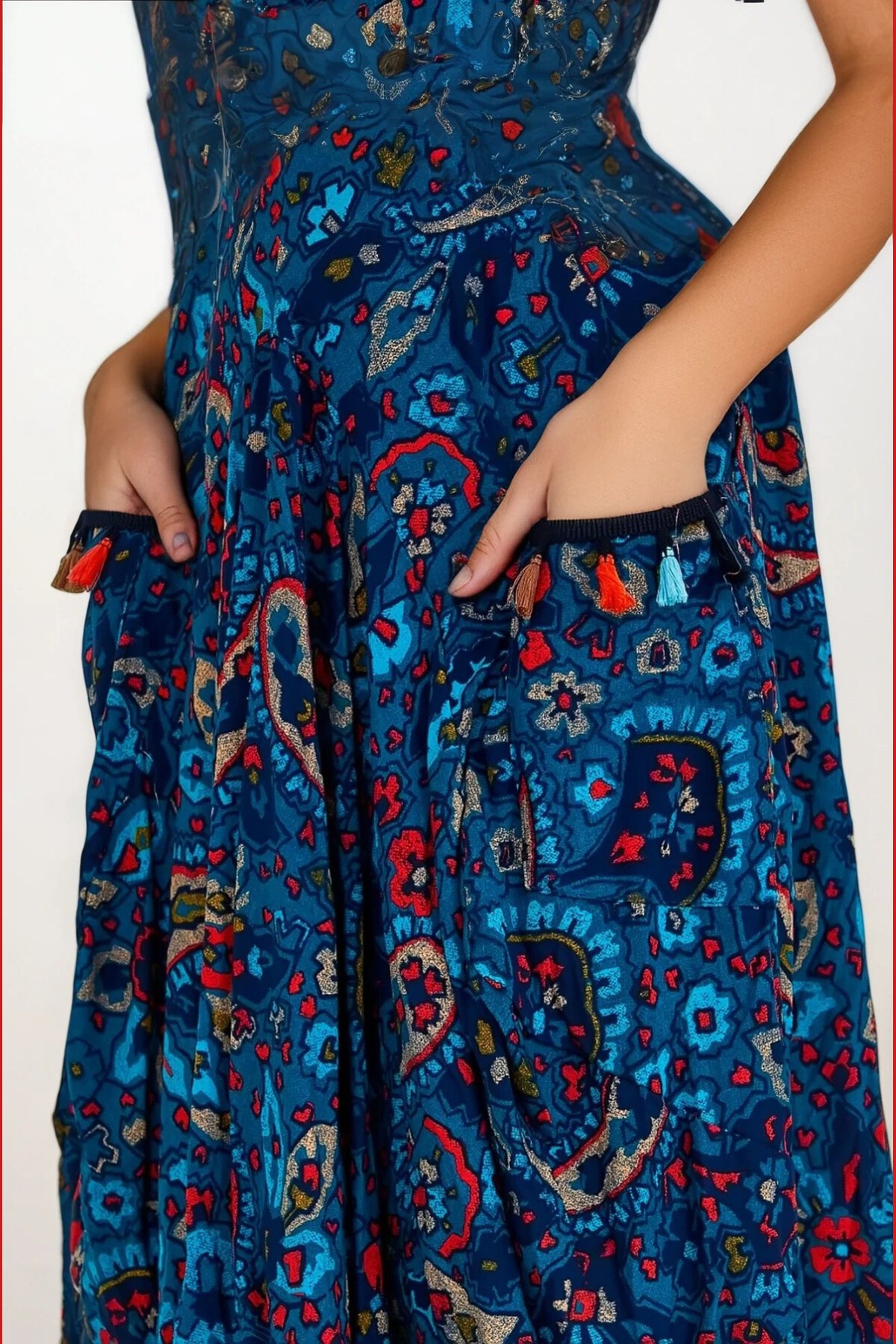 Lacivert Torba Cepli Eteği Asimetrik Kesim Volan Ve Püskül Detaylı Kısa Kollu Yazlık Elbise