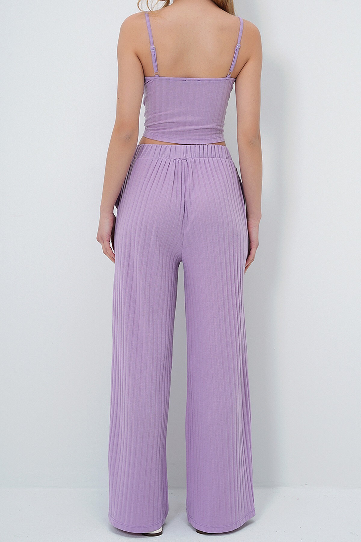 Lila Ayarlanabilir İp Askılı Kruvaze Büstiyer Ve Yırtmaçlı Palazzo Pantolon Takım