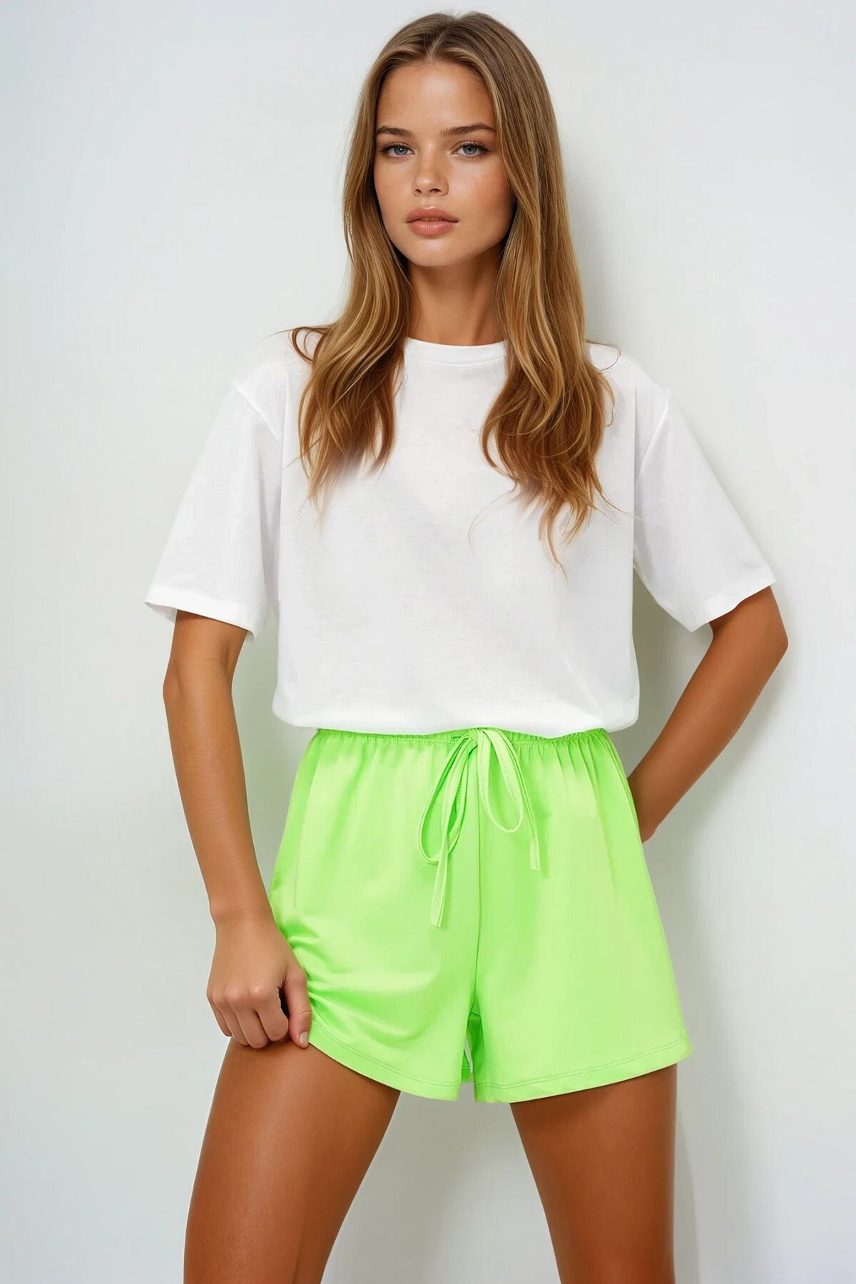 Limon Yeşili Pamuklu Basic T Shırt Ve Bağlamalı Şortlu Penye Alt Üst Takım