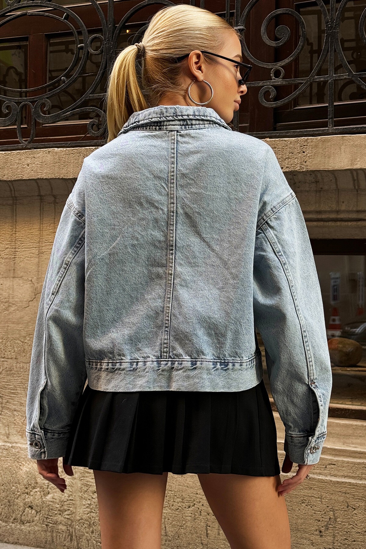 Mavi Cep Detaylı Düğmeli Kot Ceket