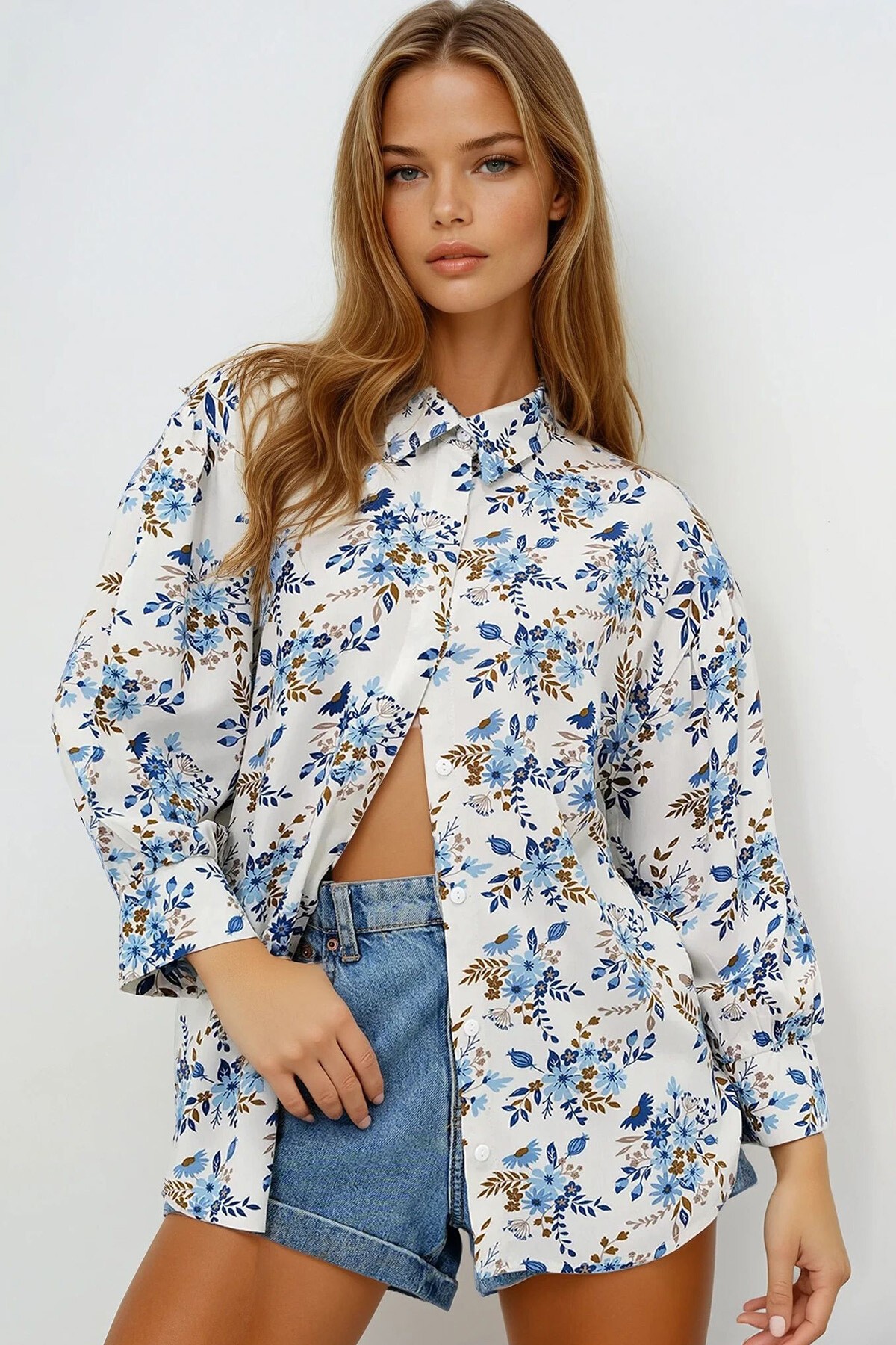 Mavi Çiçekli Balon Kol Desenli Baskılı Viscon Dokuma Gömlek