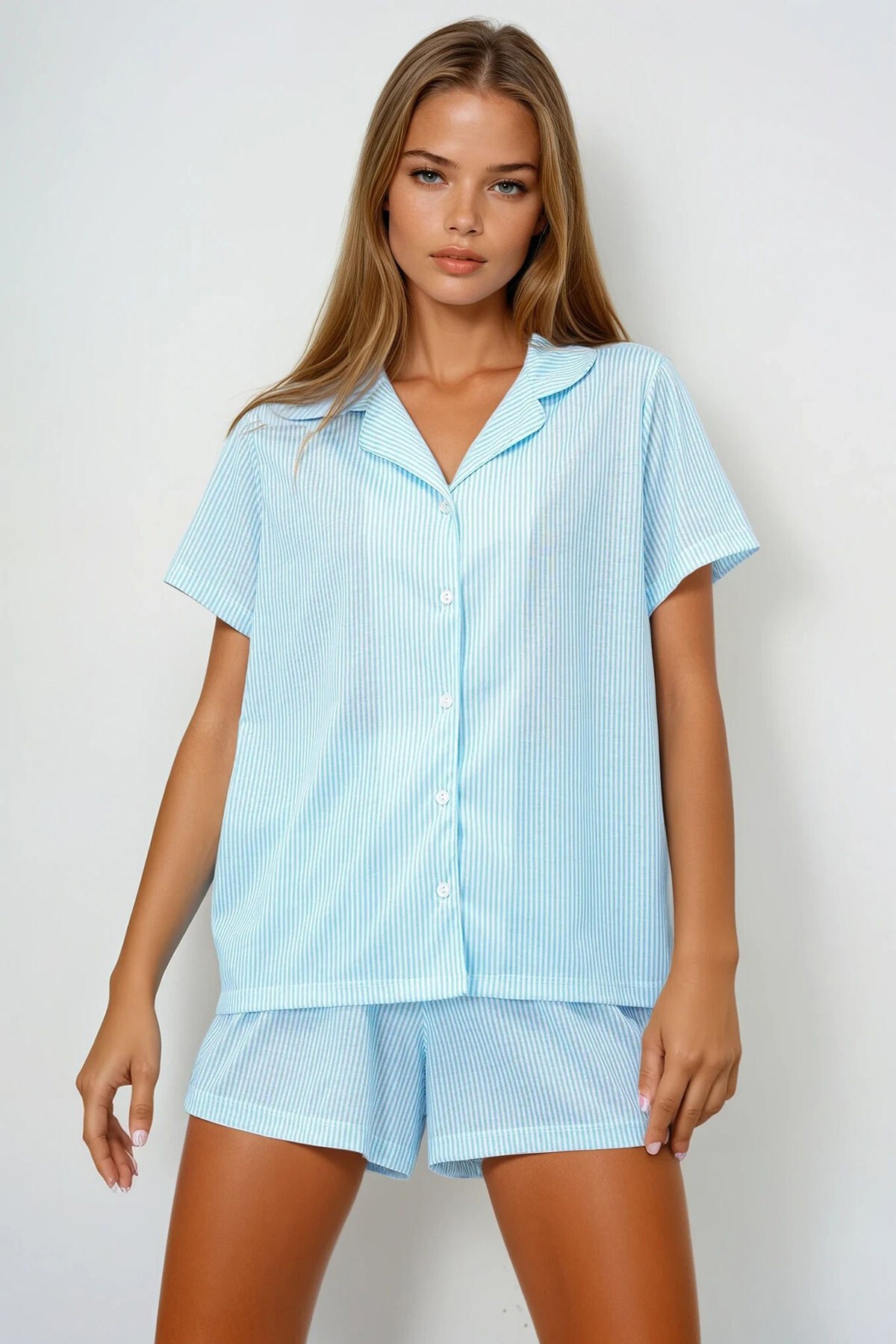 Mavi Çizgi Desenli Örme Pamuklu Gömlek Ve Şort Pijama Takımı