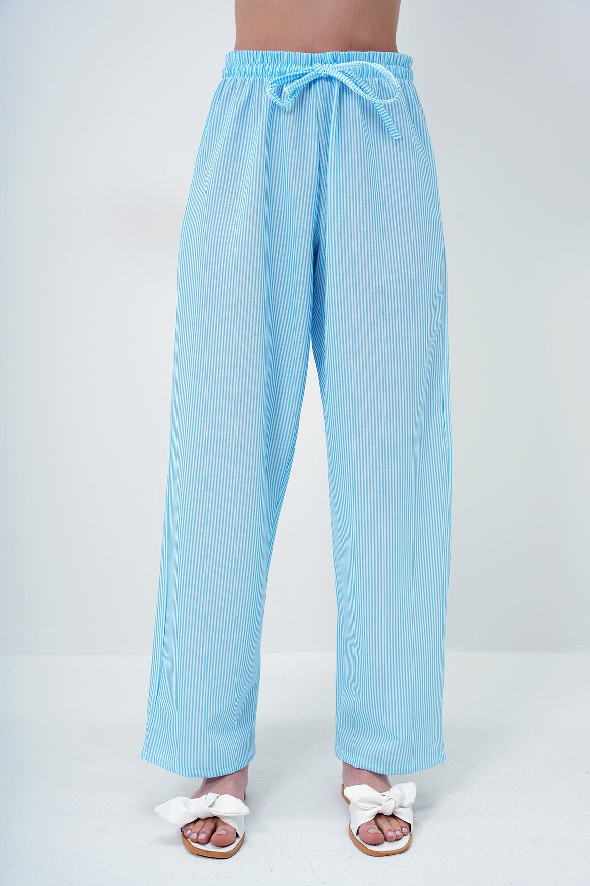 Mavi Yazı Baskılı Basic T Shirt Ve Çizgili Pantolonlu Örme Pijama Takımı