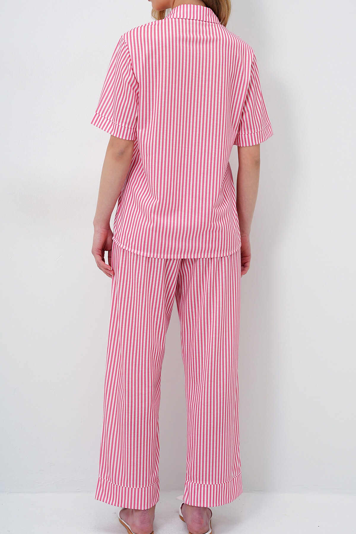 Mercan Duble Kol Ve Paça Detaylı Çizgili Gömlek Ve Pantolonlu Pijama Takımı