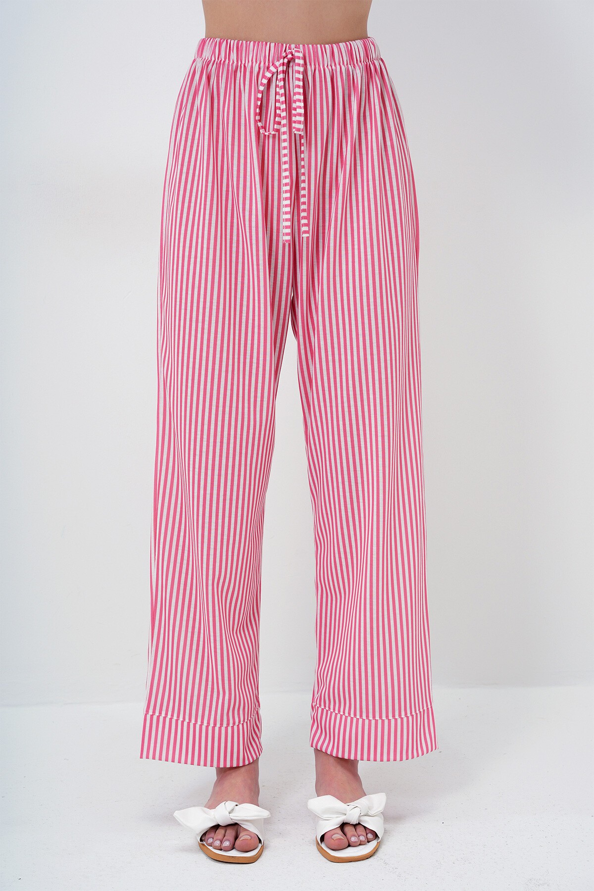 Mercan Duble Kol Ve Paça Detaylı Çizgili Gömlek Ve Pantolonlu Pijama Takımı