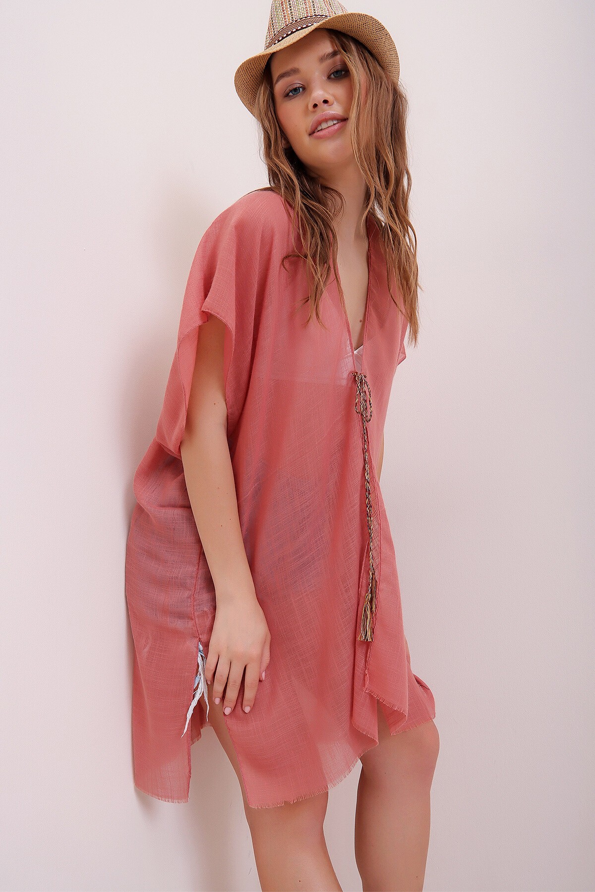 Mercan Yanı Yırtmaçlı Kimono