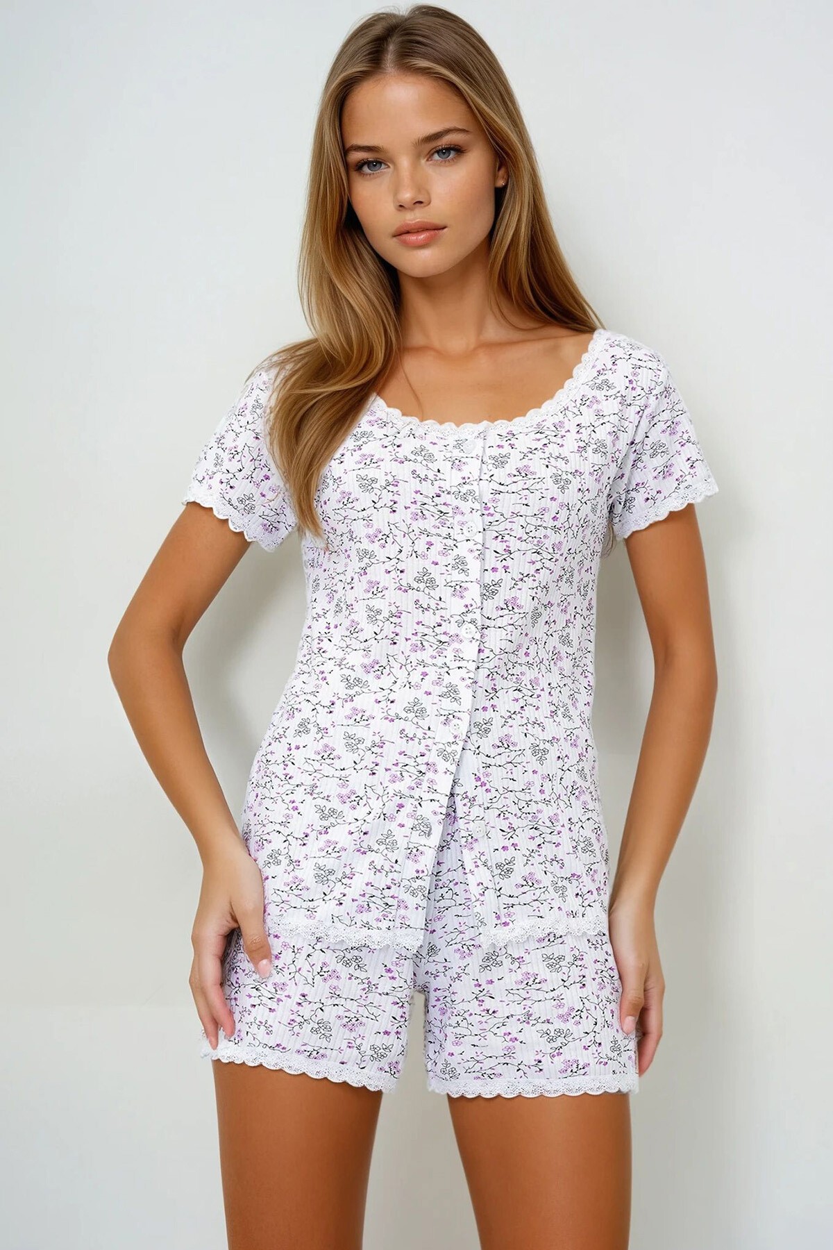 Mikro Çiçek Mor Fisto Detaylı Pamuklu Geniş Yaka Gömlek Ve Şortlu Pijama Takımı