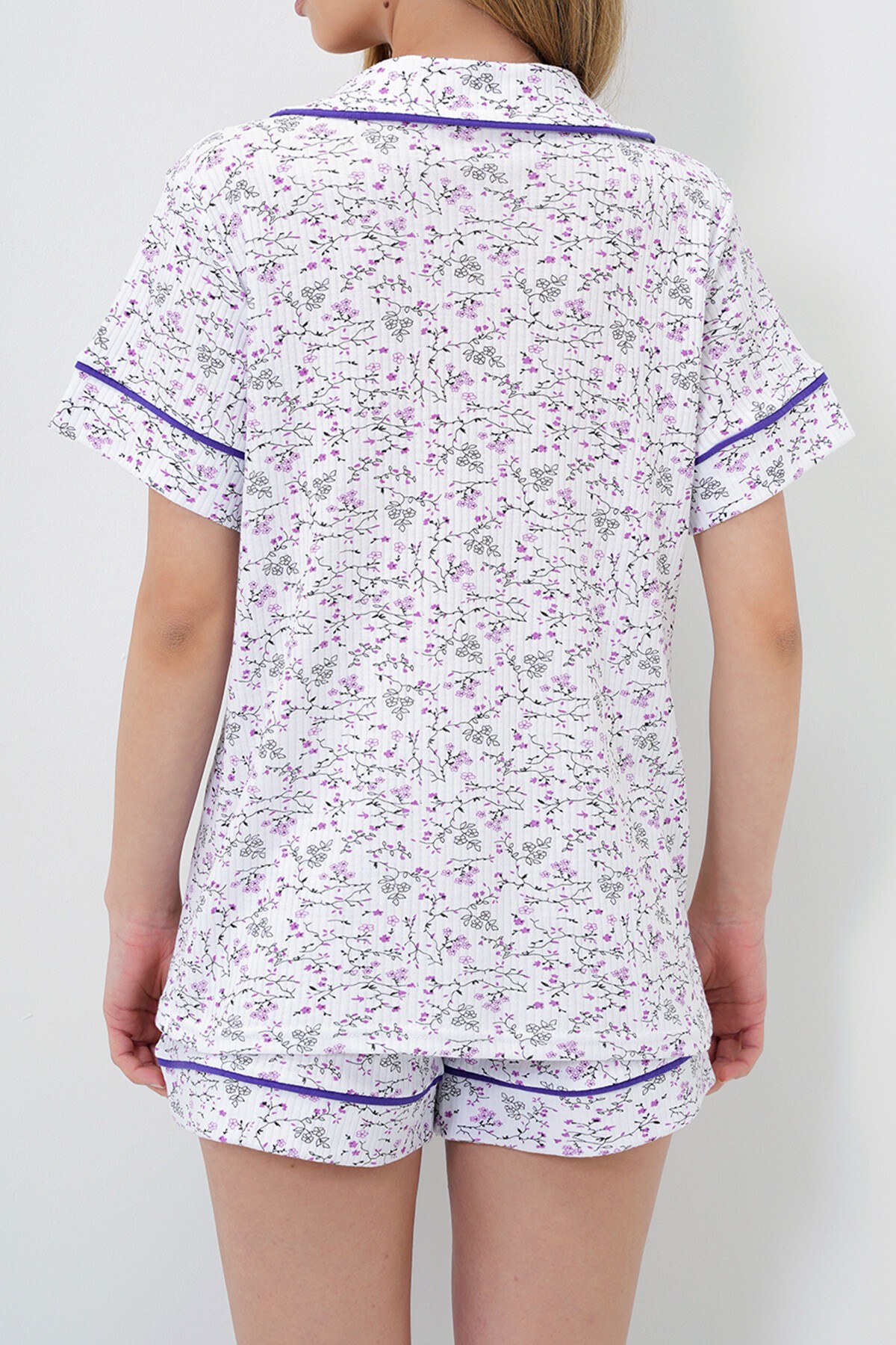 Mikro Çiçek Mor Tek Cepli Biye Detaylı Pamuklu Gömlek Ve Şortlu Pijama Takımı