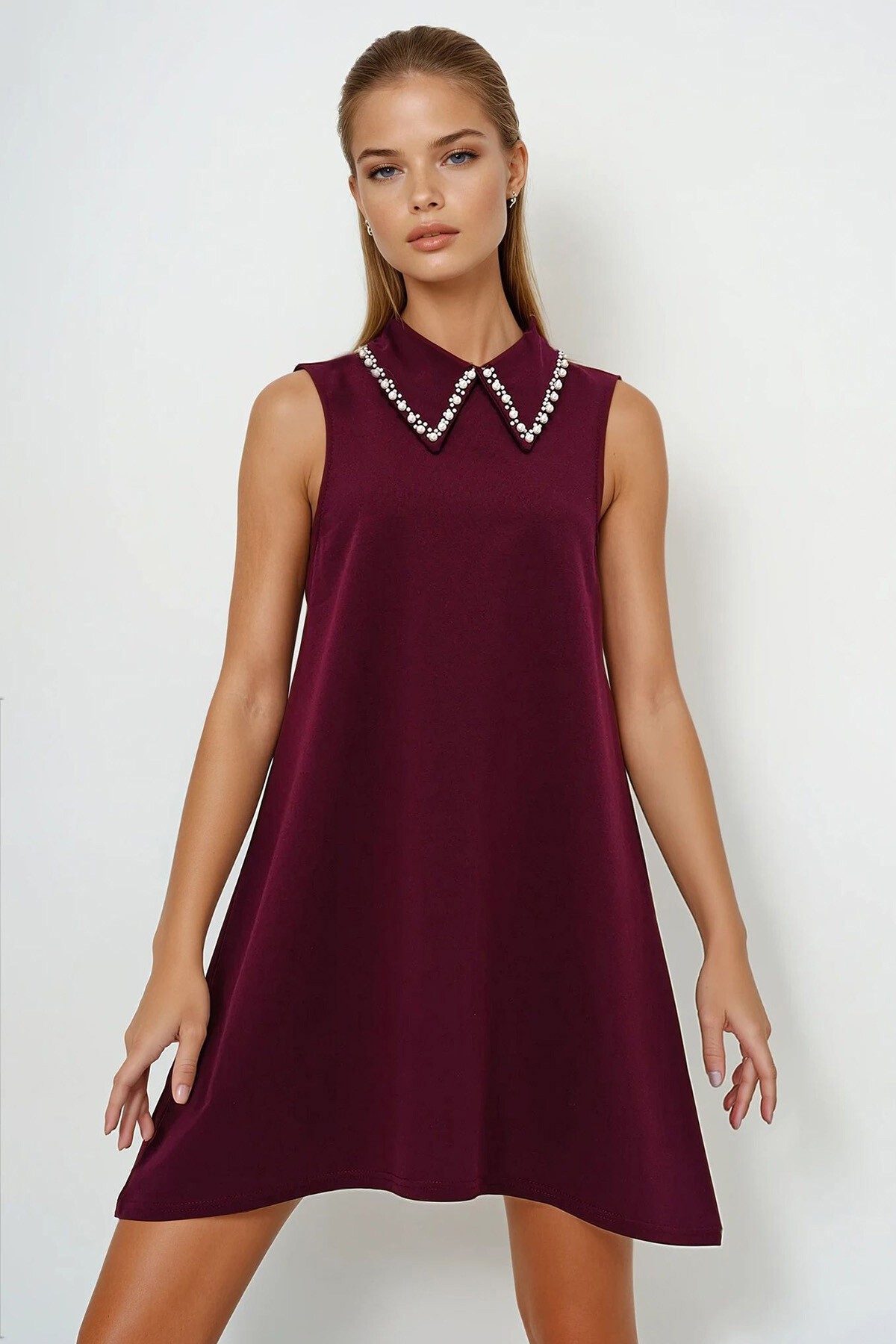 Mürdüm Suni İnci Yakalı Kolsuz Basic Elbise