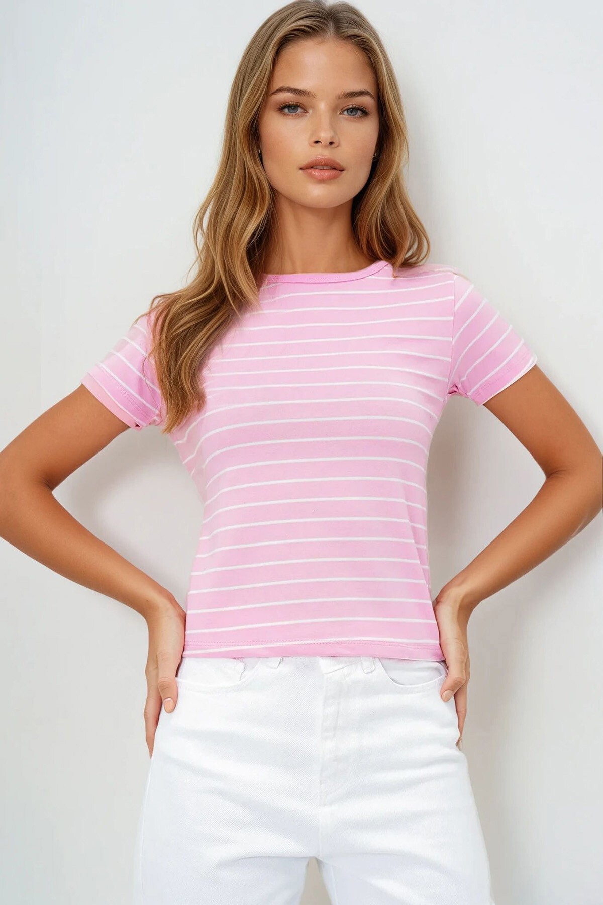 Pembe Bisiklet Yaka Çizgili T Shırt