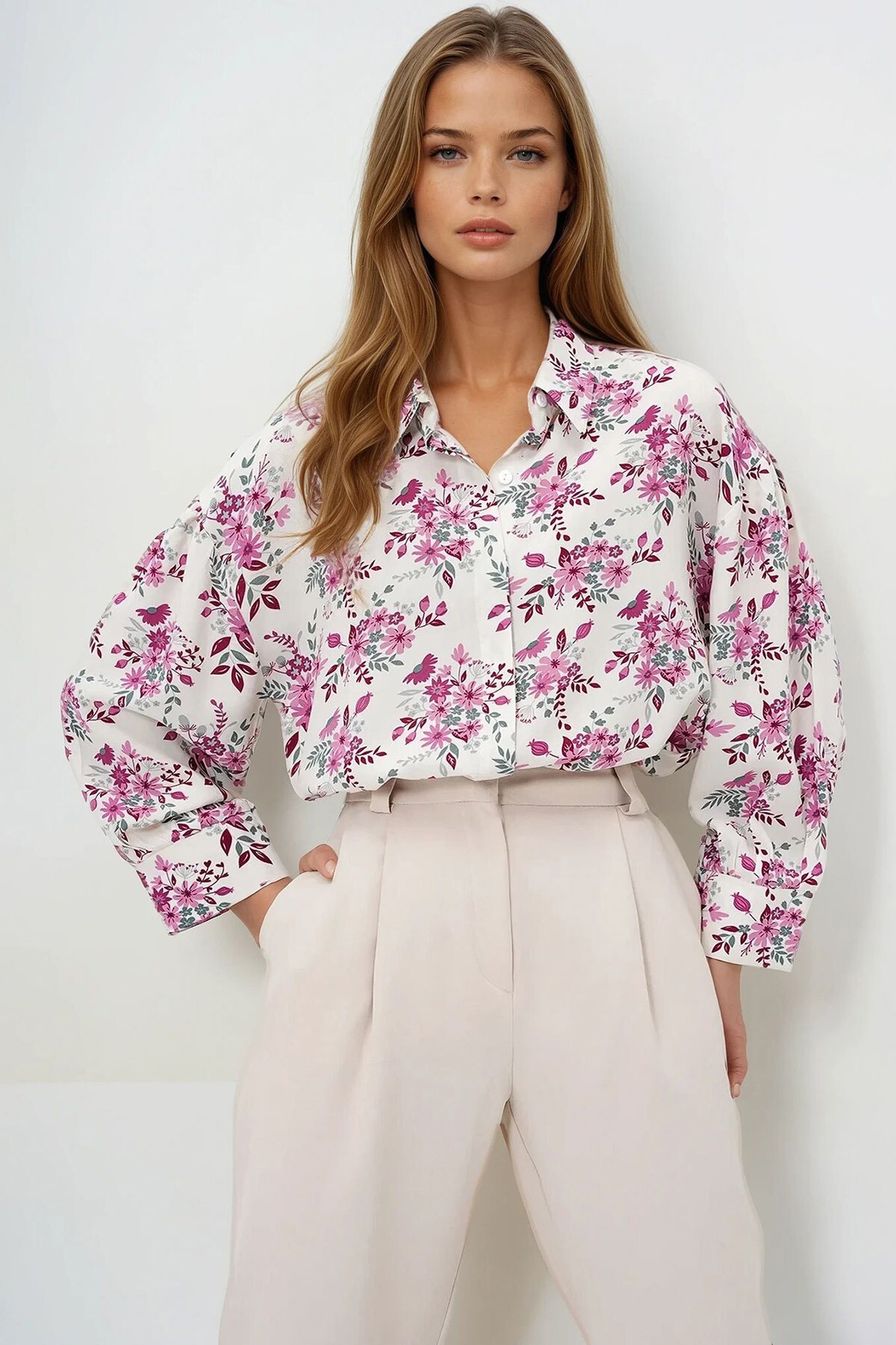 Pembe Çiçekli Balon Kol Desenli Baskılı Viscon Dokuma Gömlek