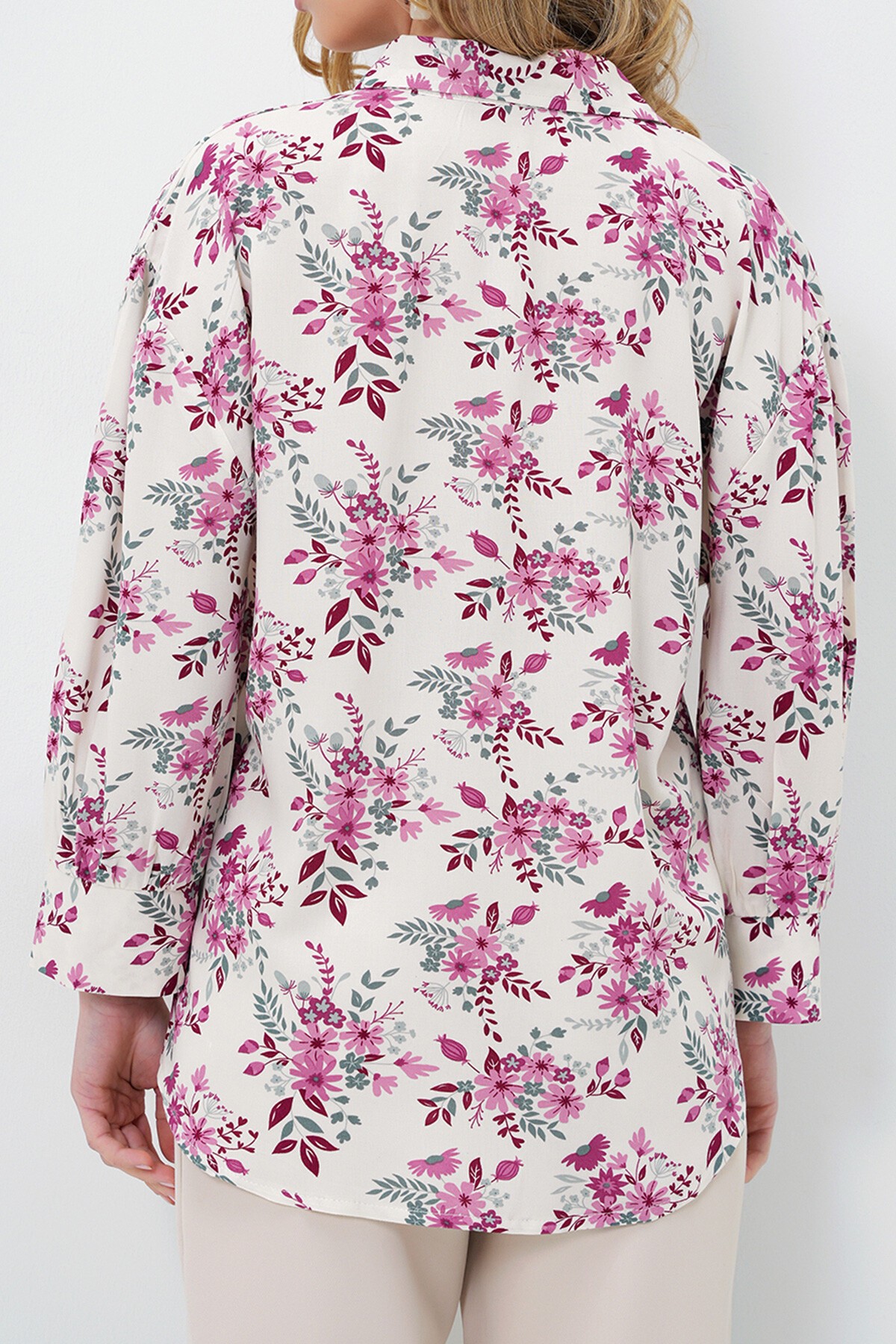 Pembe Çiçekli Balon Kol Desenli Baskılı Viscon Dokuma Gömlek