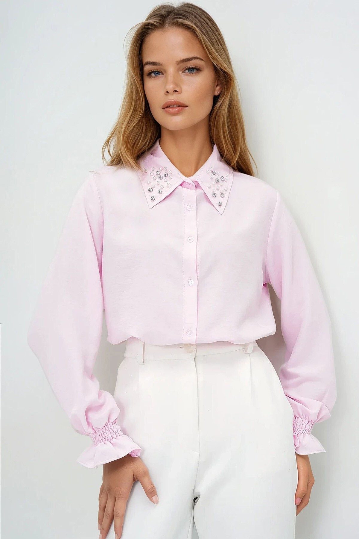 Pembe İnci Ve Taş İşlemeli Aerobin Gömlek
