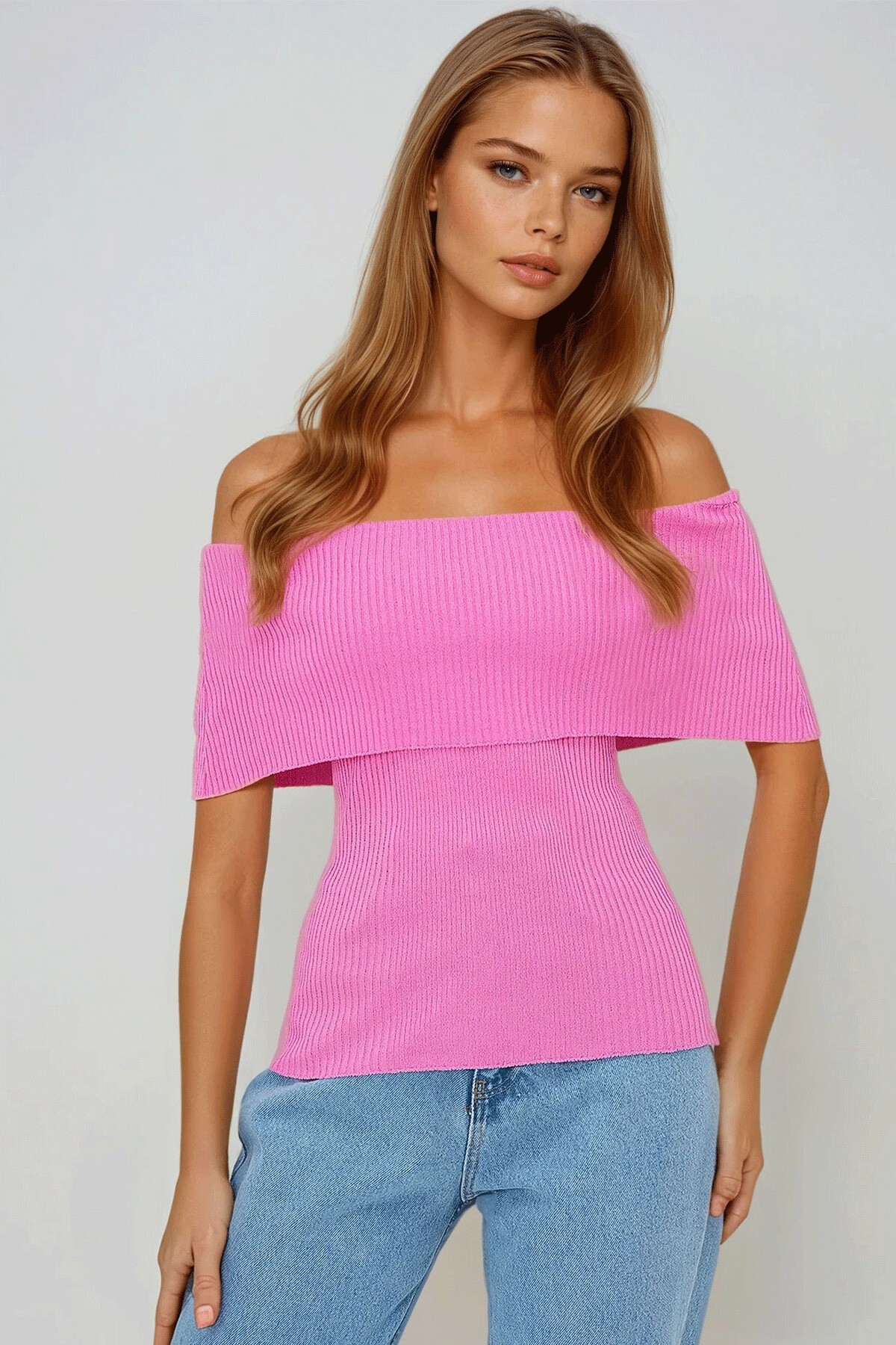 Pembe Madonna Yaka Kolsuz Triko Bluz