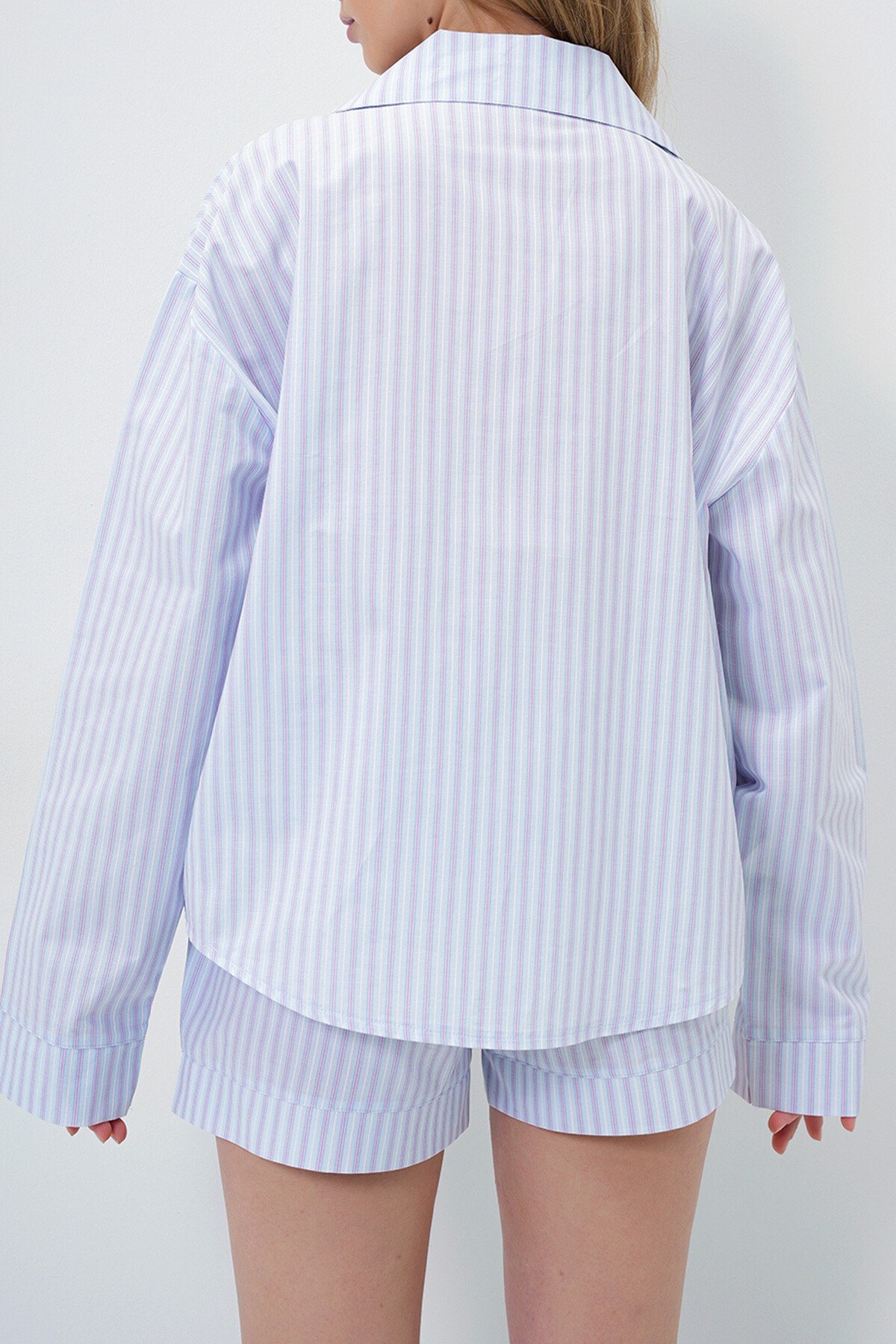 Pembe Mavi Duble Manşet Ve Paça Detaylı Dokuma Gömlek Ve Şortlu Pijama Takımı