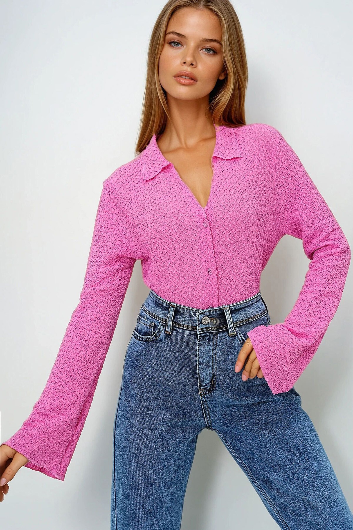 Pembe V Yaka İspanyol Kollu Gofre Kumaş Yazlık Gömlek