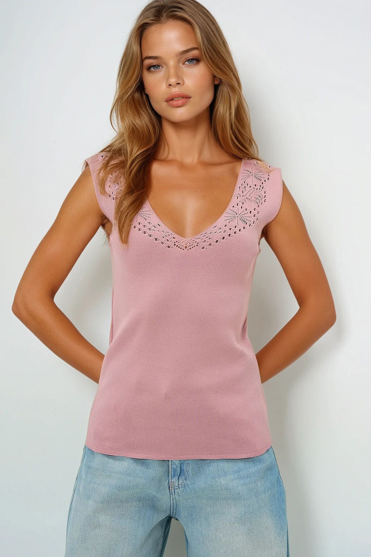 Pudra Ön Arka V Yaka Ajurlu Yazlık Triko Bluz