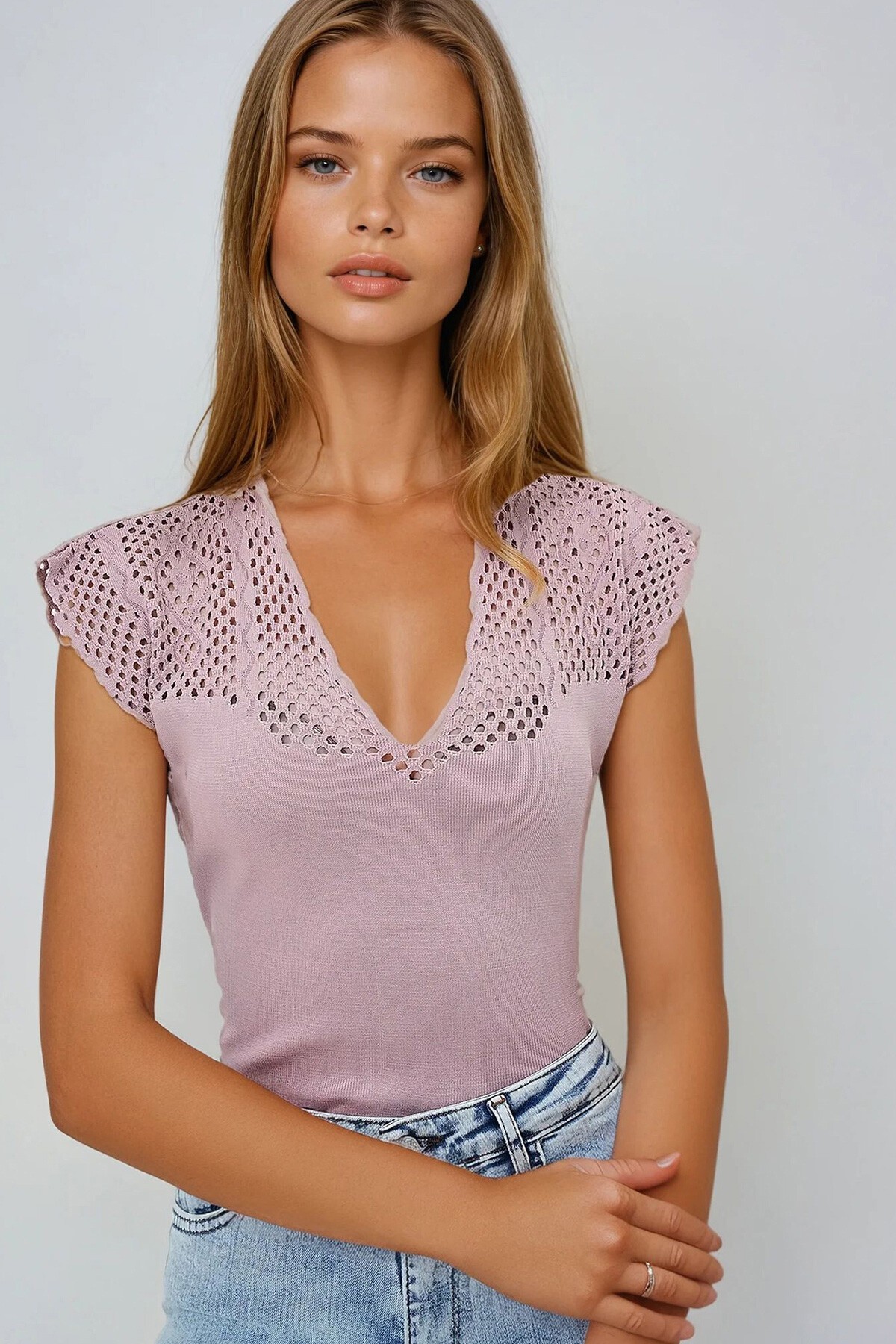 Pudra V Yaka Delik Ajurlu Mevsimlik Triko Bluz