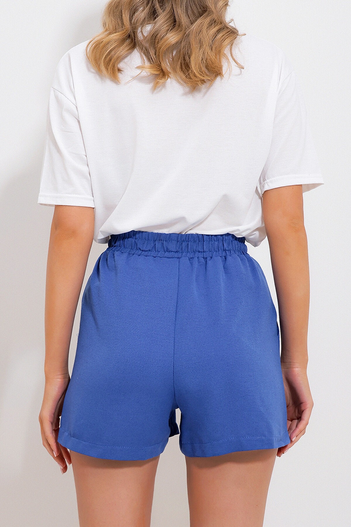 Saks Çift Cepli Beli Lastikli Dokuma Keten Şort