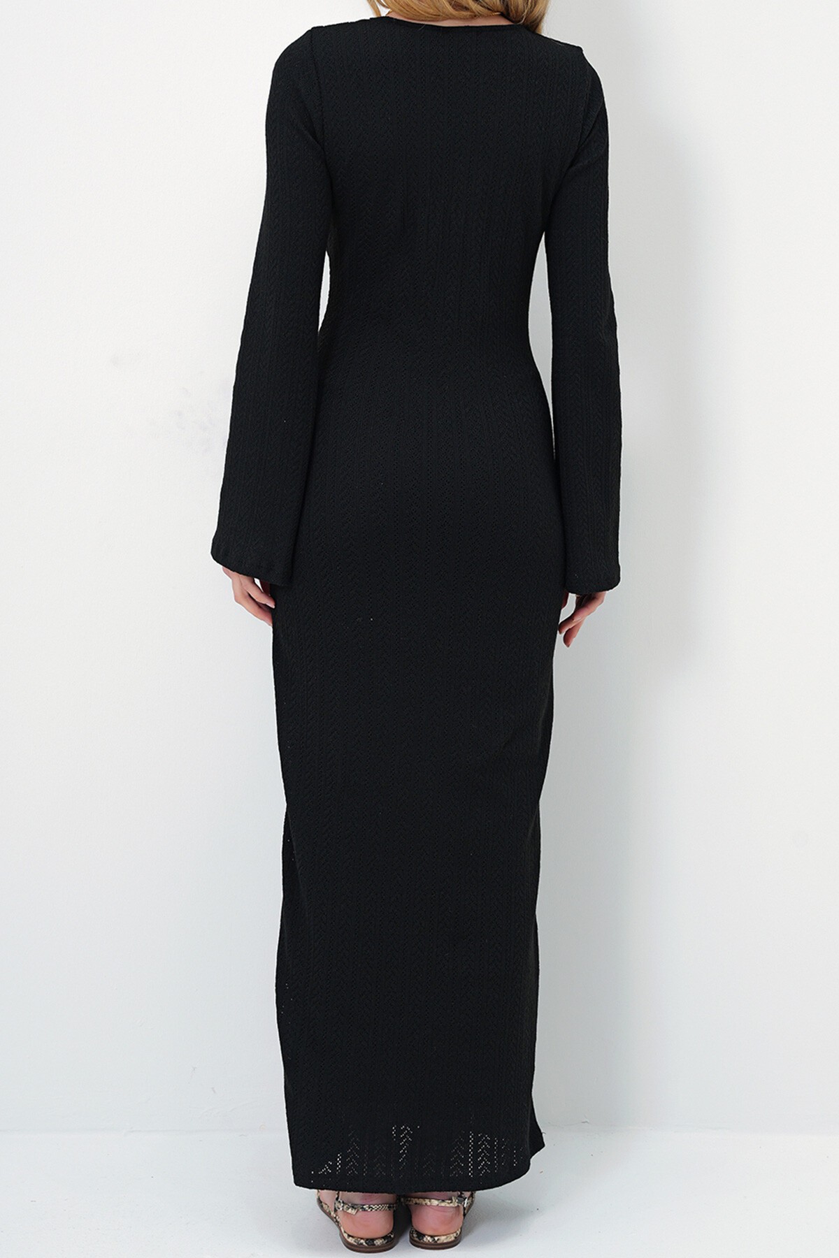 Siyah Açık Yaka İçi Astarlı Yazlık Triko Elbise