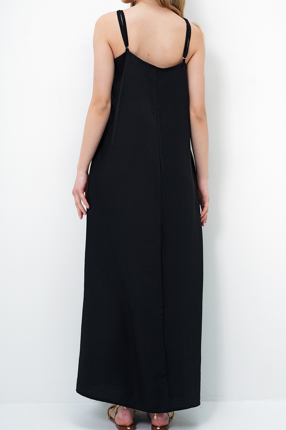 Siyah Ayarlanabilir Askılı V Yaka Aerobin Yazlık Elbise