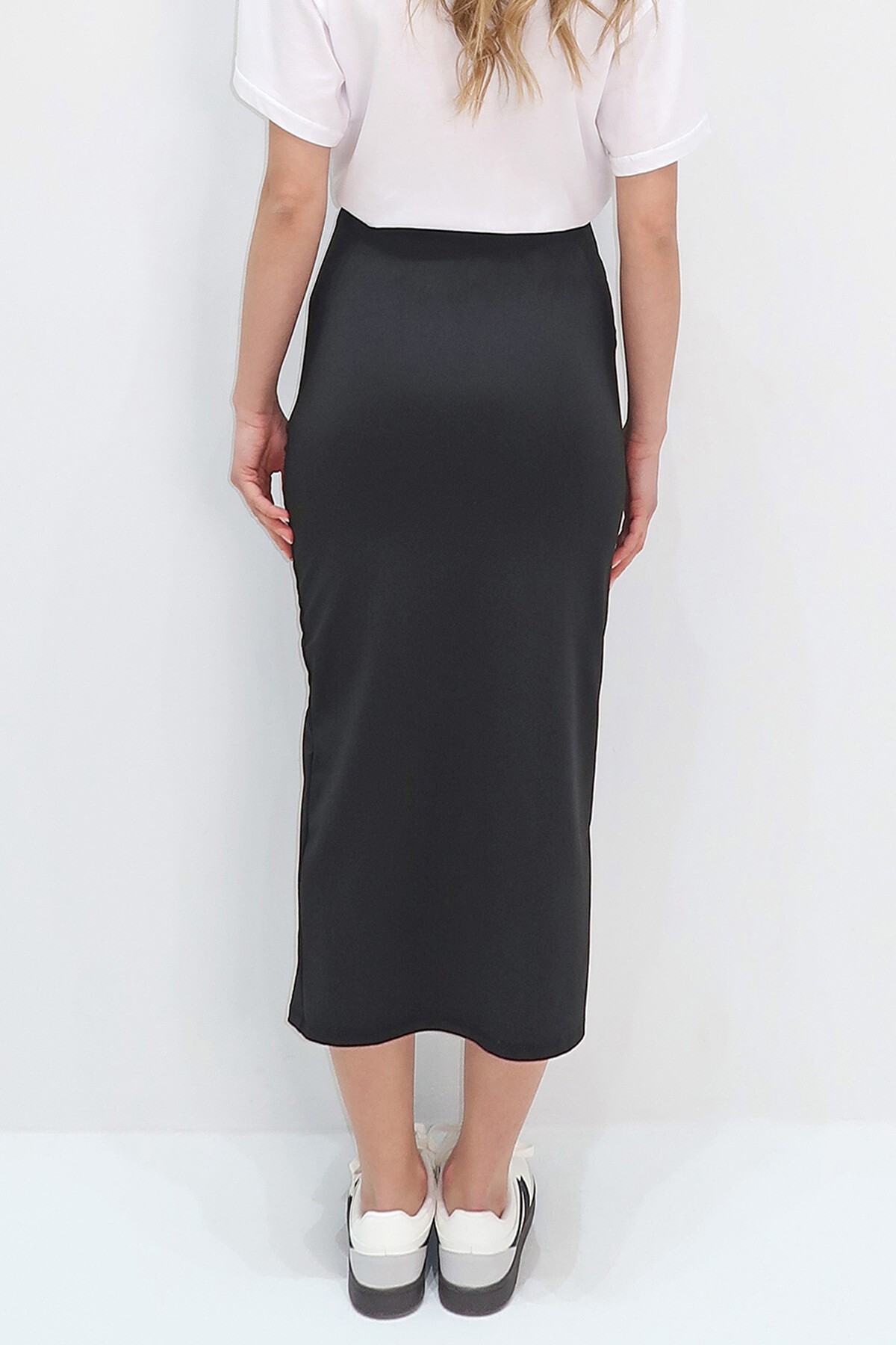 Siyah Ayarlanabilir Büzgülü Yırtmaçlı Maxi Boy Scuba Etek