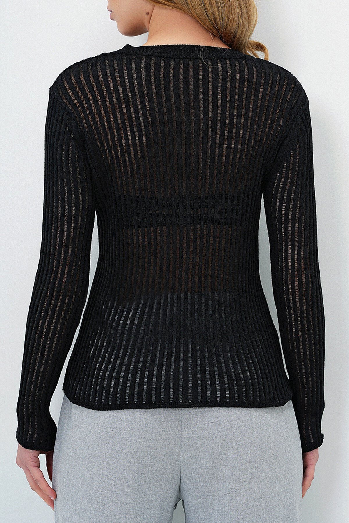 Siyah Bisiklet Yaka Ajurlu Triko Bluz