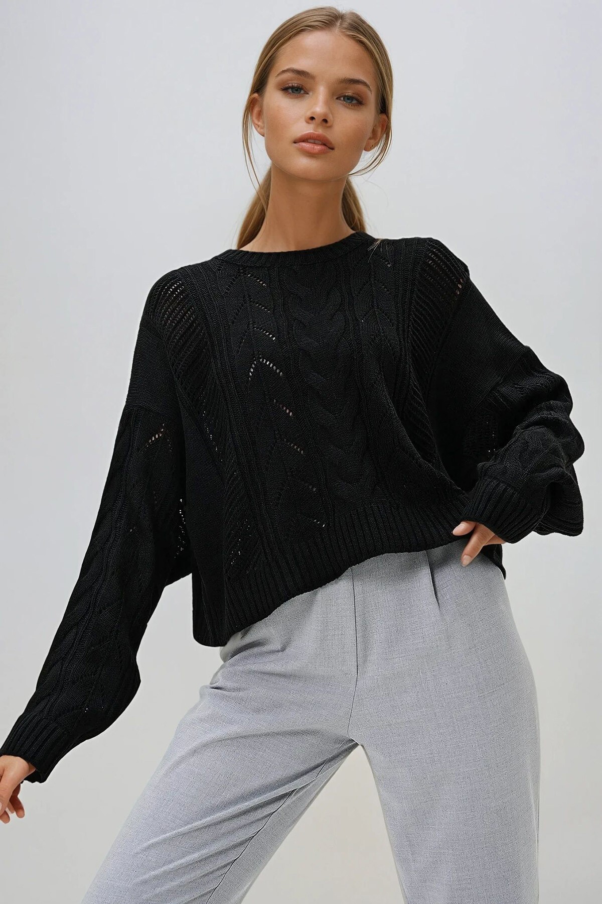 Siyah Bisiklet Yaka Balıksırtı Desenli Triko Crop Kazak