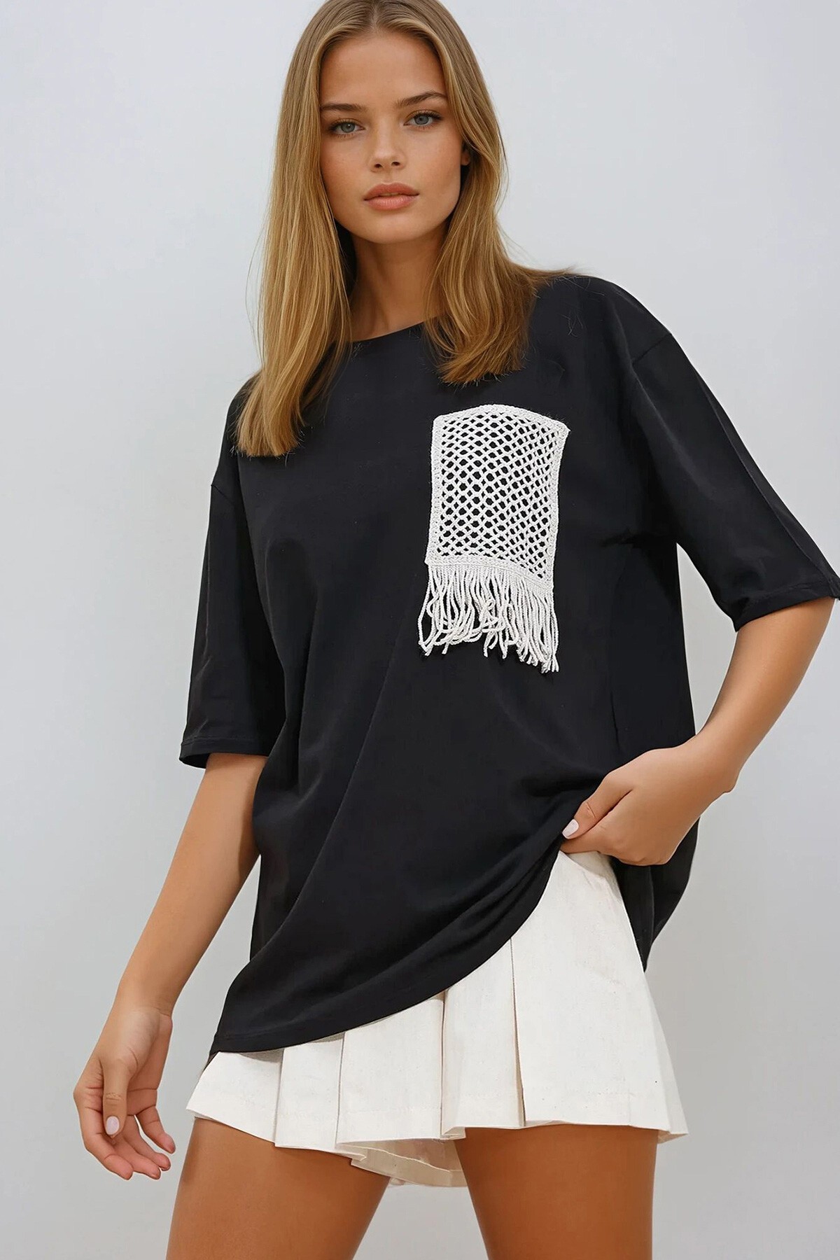 Siyah Bisiklet Yaka Örgü Cepli İki İplik T Shirt