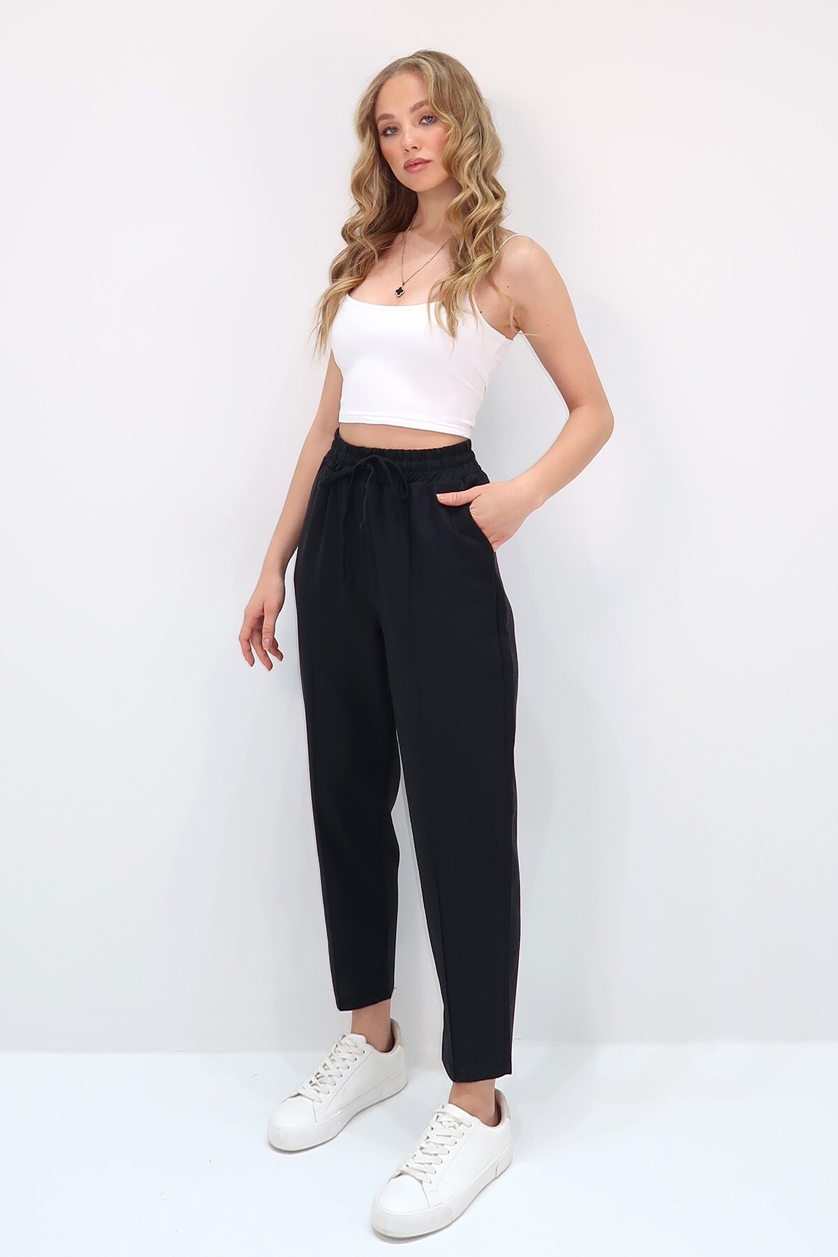 Siyah Çift Cepli Önü Çimalı Keten Görünümlü Baggy Kesim Dokuma Pantolon