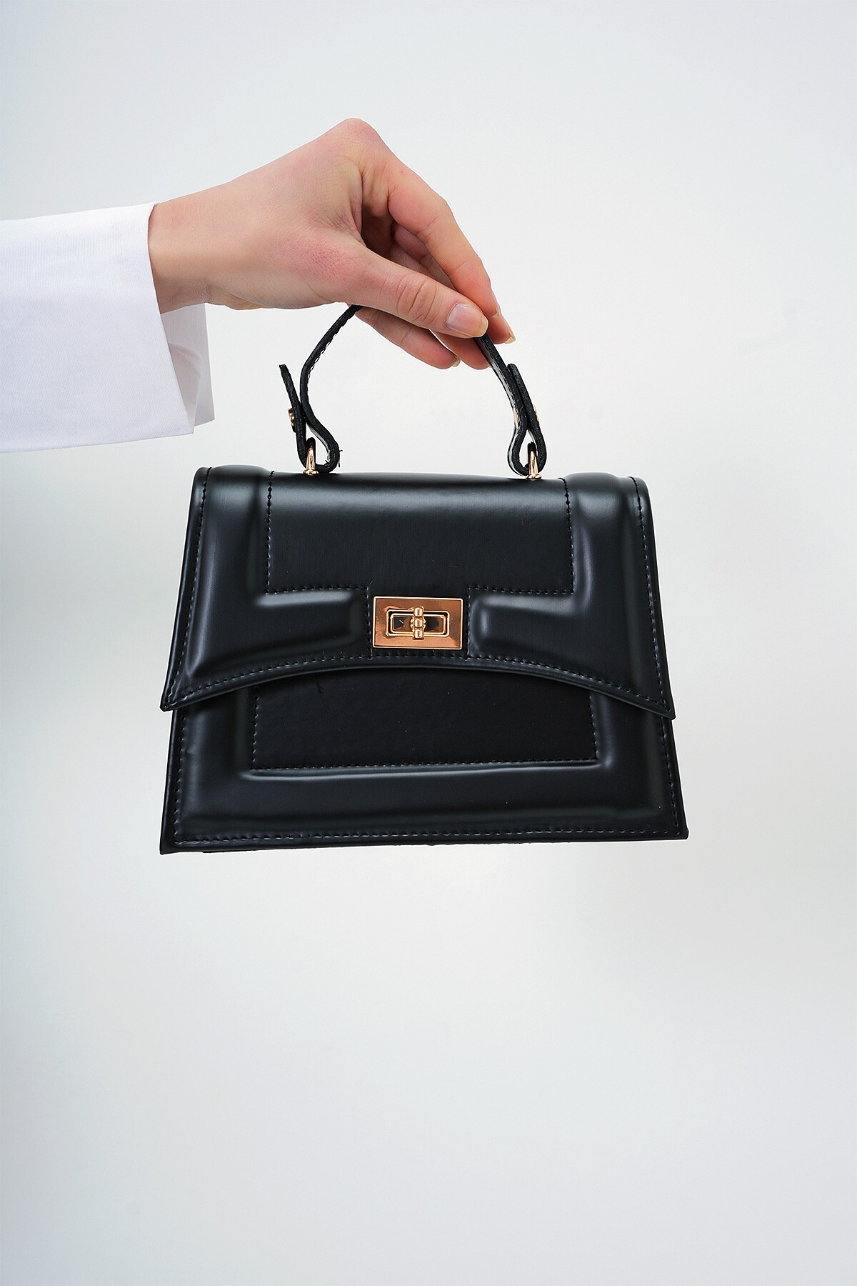 Siyah Çıkarılabilir Askılı Kilit Tokalı El Ve Omuz Çantası