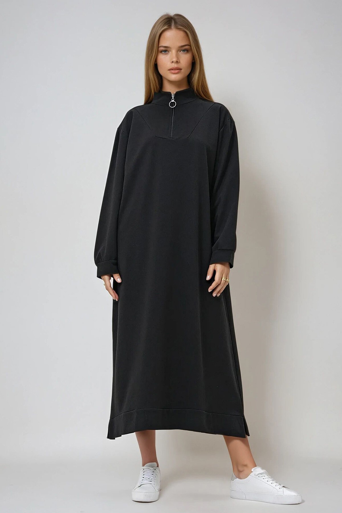 Siyah Dik Yaka Önü Fermuarlı Eteği Bantlı İki İplik  Maxi Boy Elbise