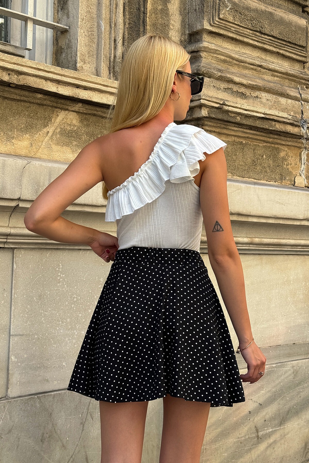 Siyah Ekru Desenli Mini Şort Etek