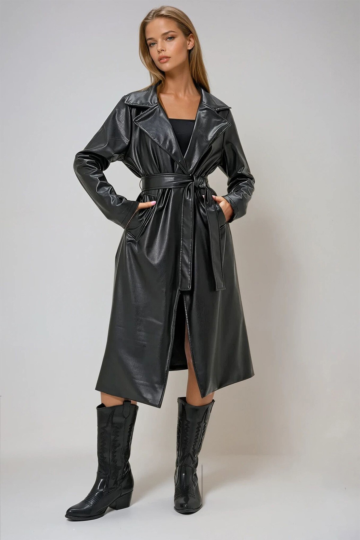 Siyah İçi Astarlı Beli Kemerli Suni Deri Trençkot