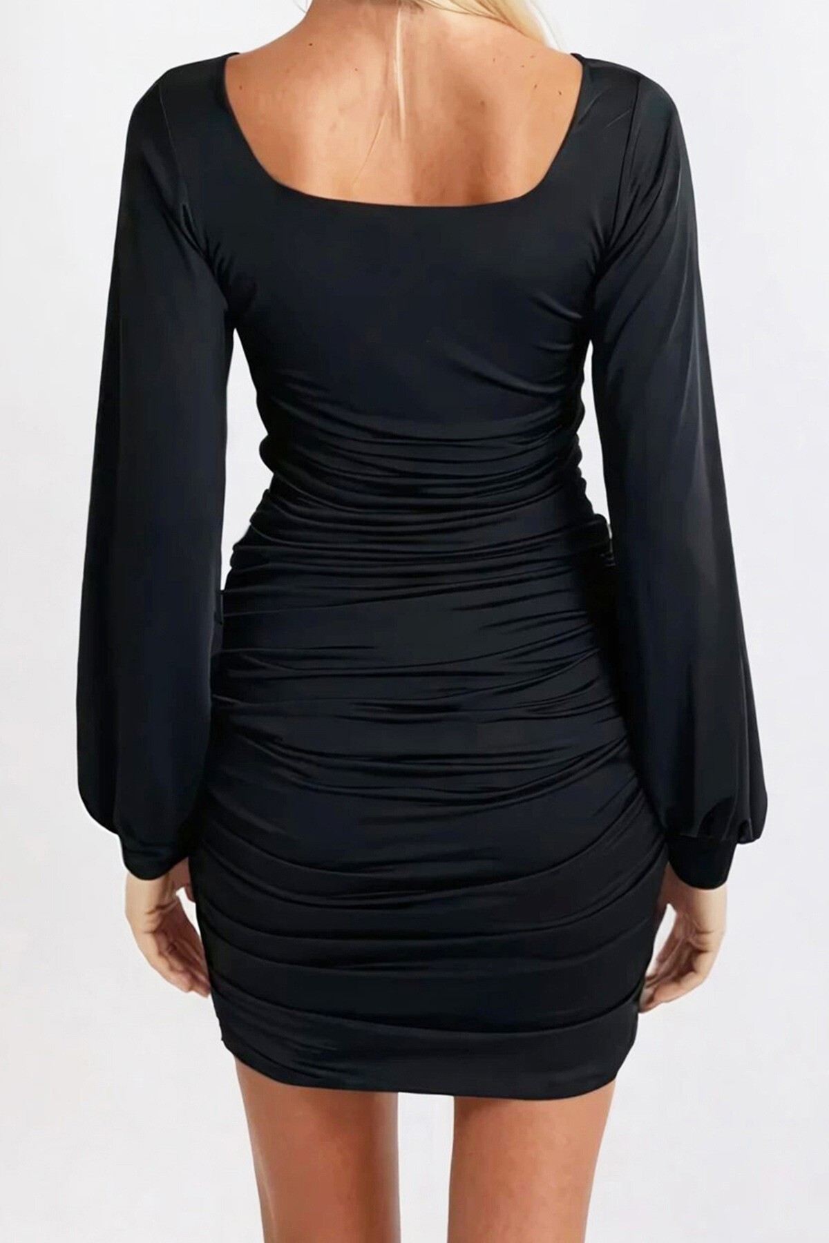 Siyah Kare Yaka Uzun Kol Yanları Büzgülü Mini Elbise