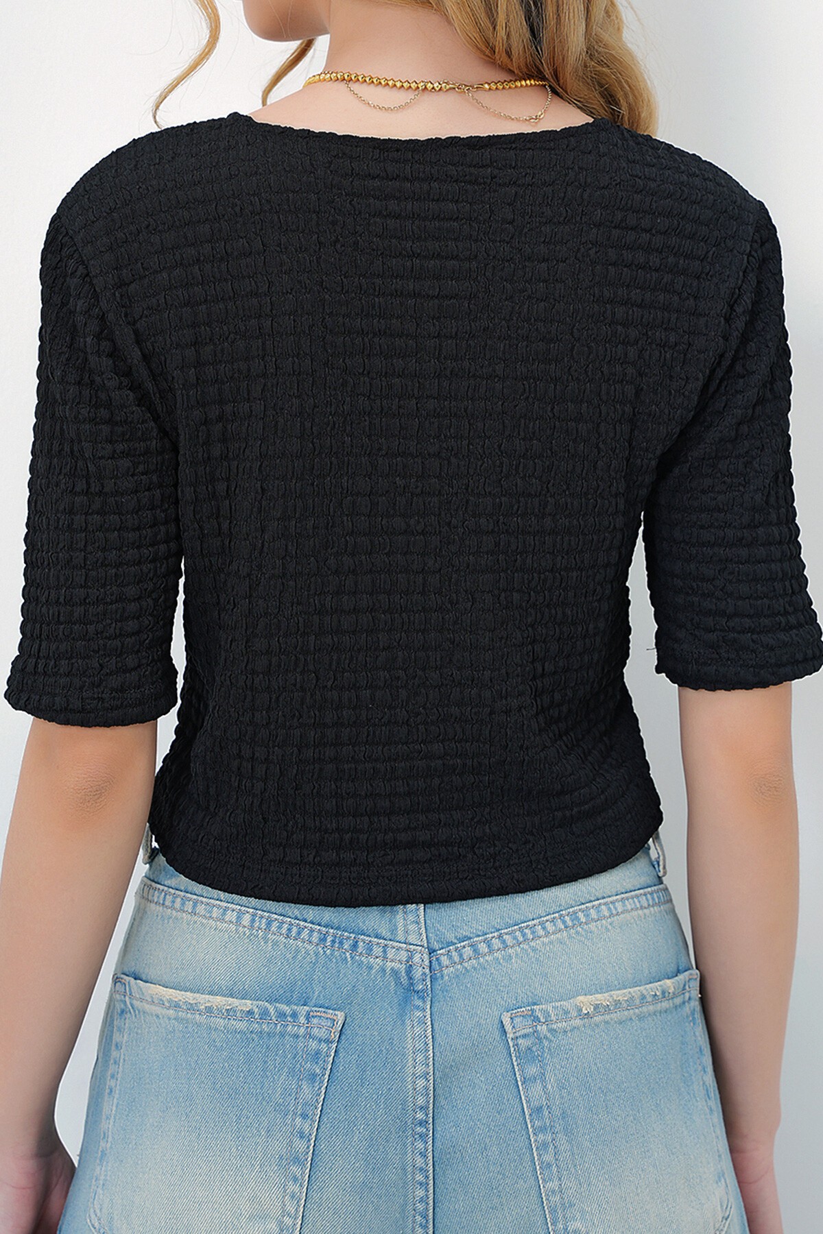 Siyah Önden Bağlamalı Kısa Kol Gofre Yazlık Bluz