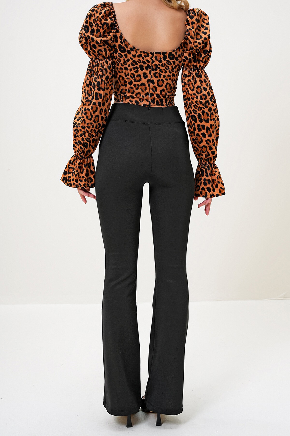 Siyah Yüksek Bel Çift Cepli İspanyol Paça Tayt Pantolon