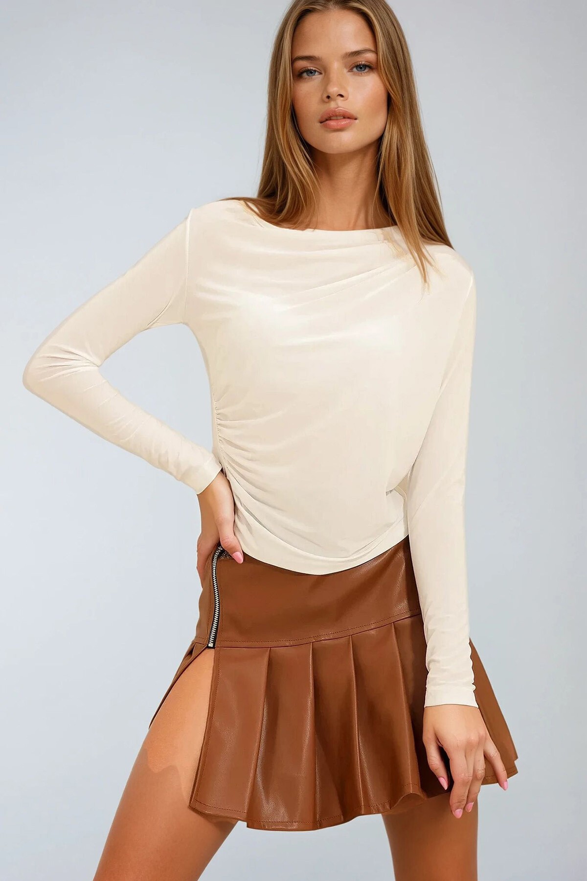 Taba Önü Fermuarlı Pilise Detaylı Suni Deri Etek