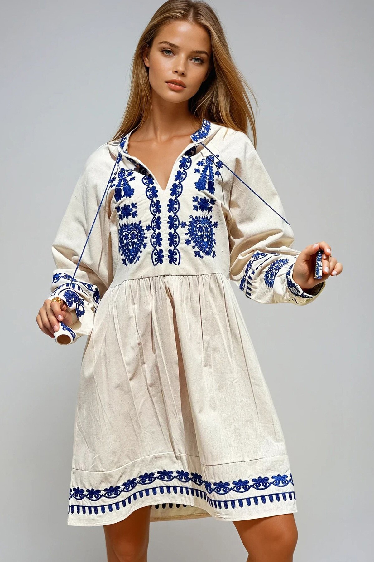 Taş V Yaka Nakışlı Ham Keten Elbise