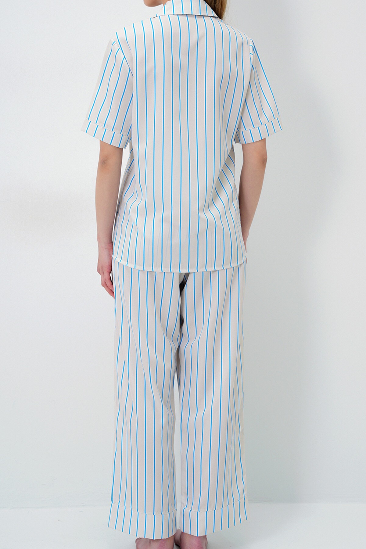 Tereyağı Sarısı Duble Kol Ve Paça Detaylı Çizgili Gömlek Ve Pantolonlu Pijama Takımı