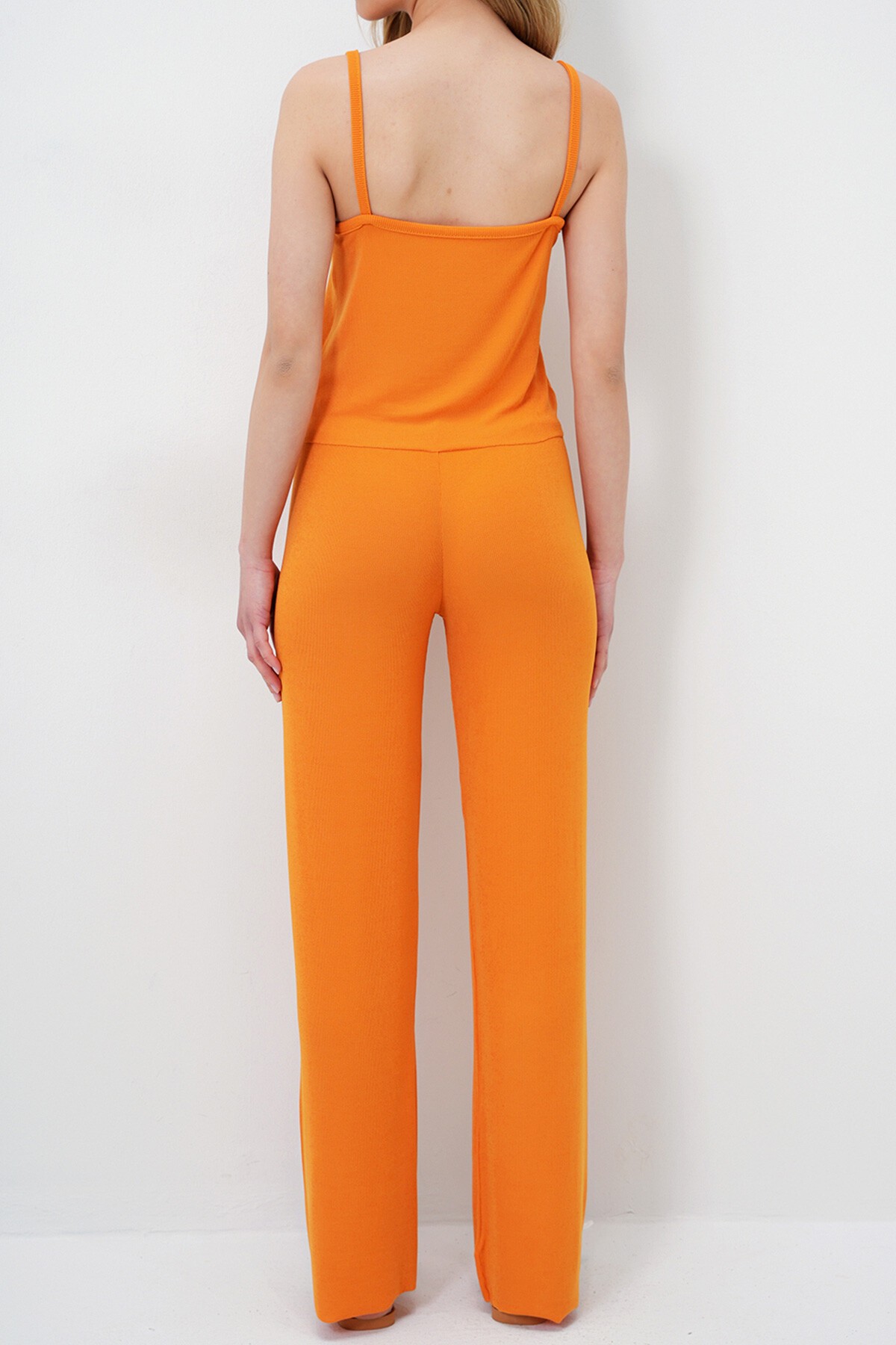 Turuncu İp Askılı Dantel Detaylı Bluz, Şort Ve Pantolonlu 3 Lü Set Pijama Takımı