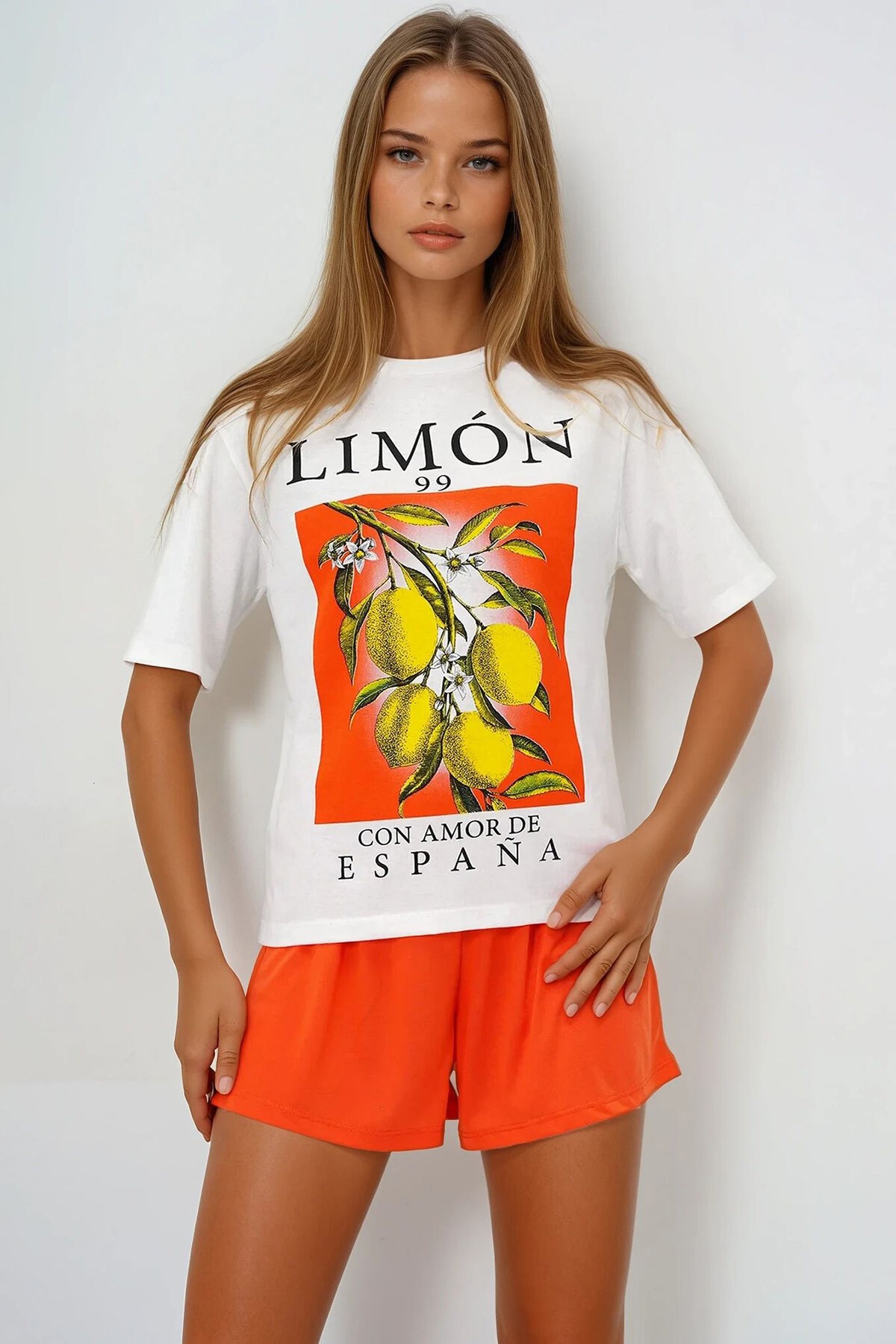 Turuncu Limon Baskılı Pamuklu Basic T Shırt Ve Şortlu Pijama Takımı