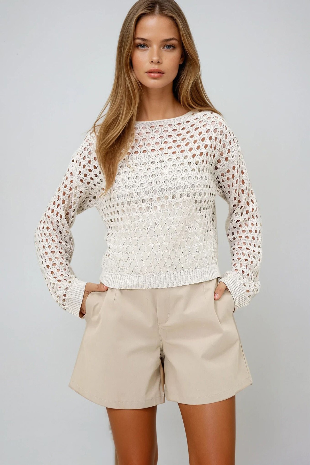 Vanilya Kayık Yaka Delik Ajurlı Yazlık Triko Crop Bluz