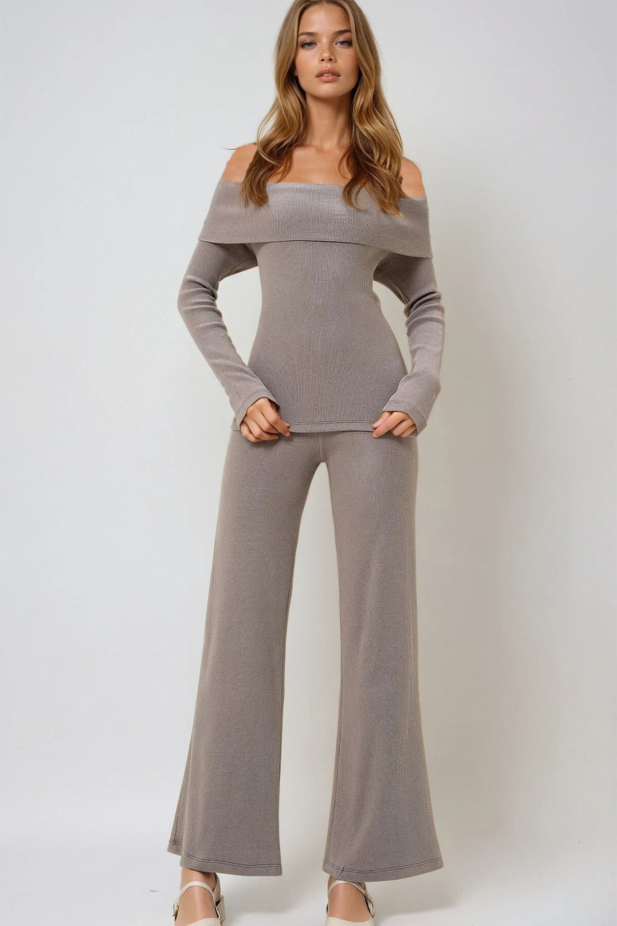 Vizon Madonna Yaka Kaşkorse Bluz Ve Pantolon Takım