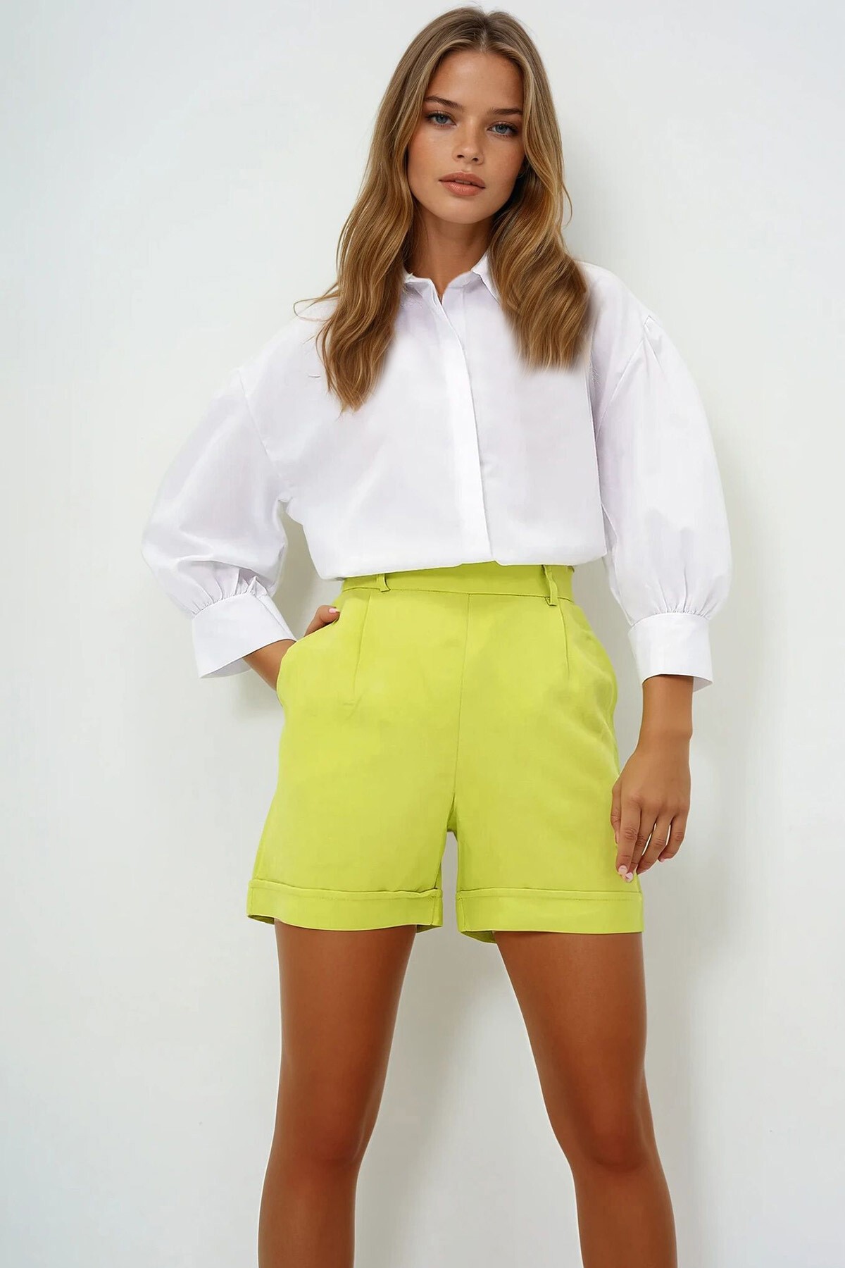 Yağ Yeşili Çift Cepli Duble Paça Gizli Fermuarlı Keten Şort