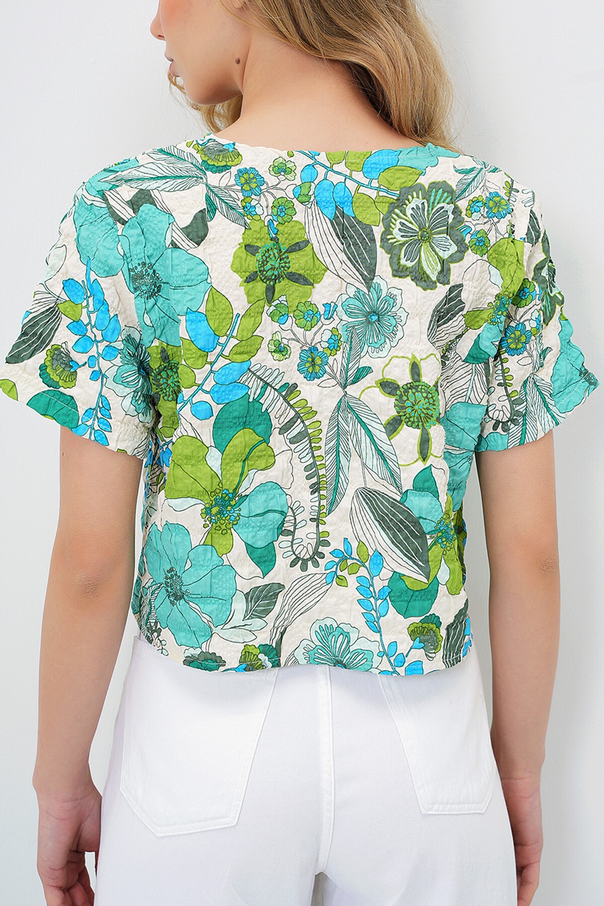 Yeşil Kare Yaka Desenli Bürümcük Dokuma Bluz