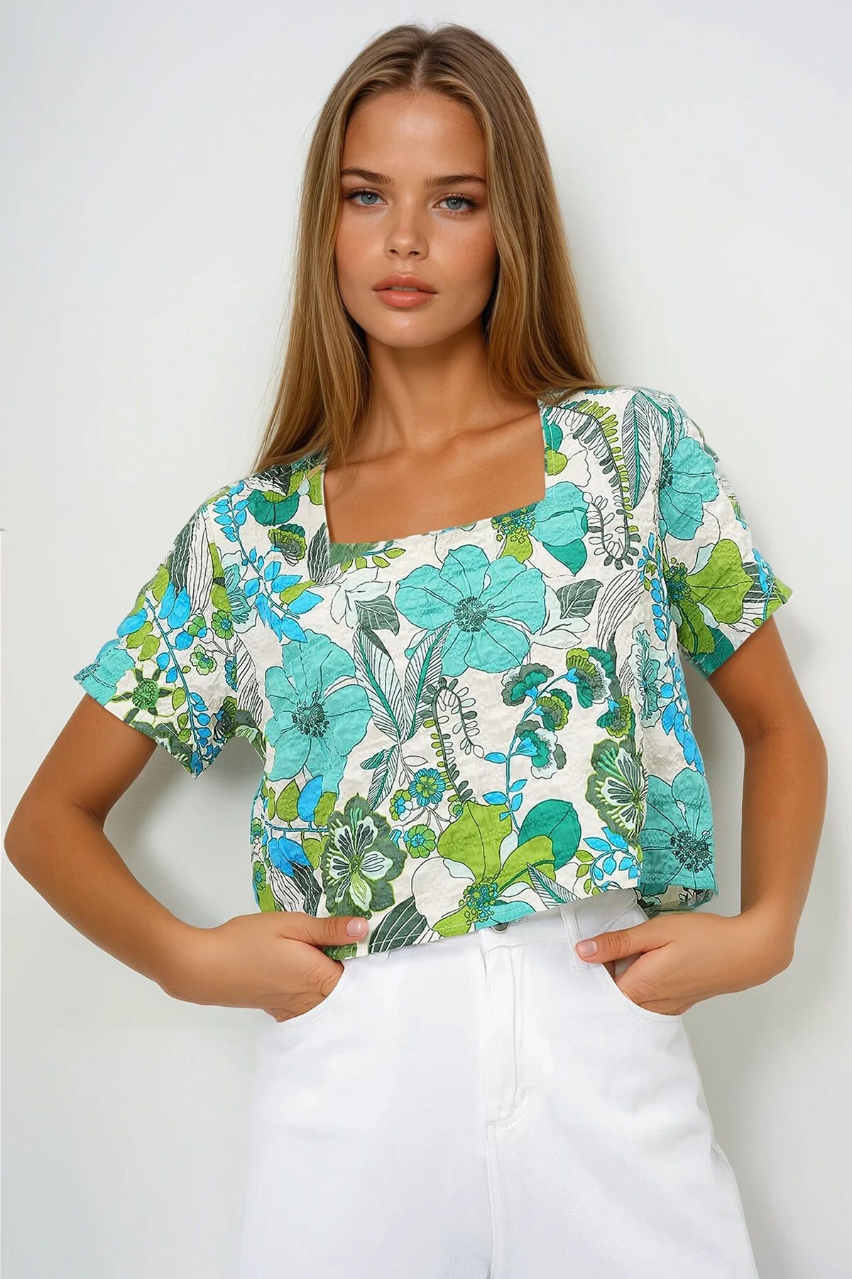 Yeşil Kare Yaka Desenli Bürümcük Dokuma Bluz