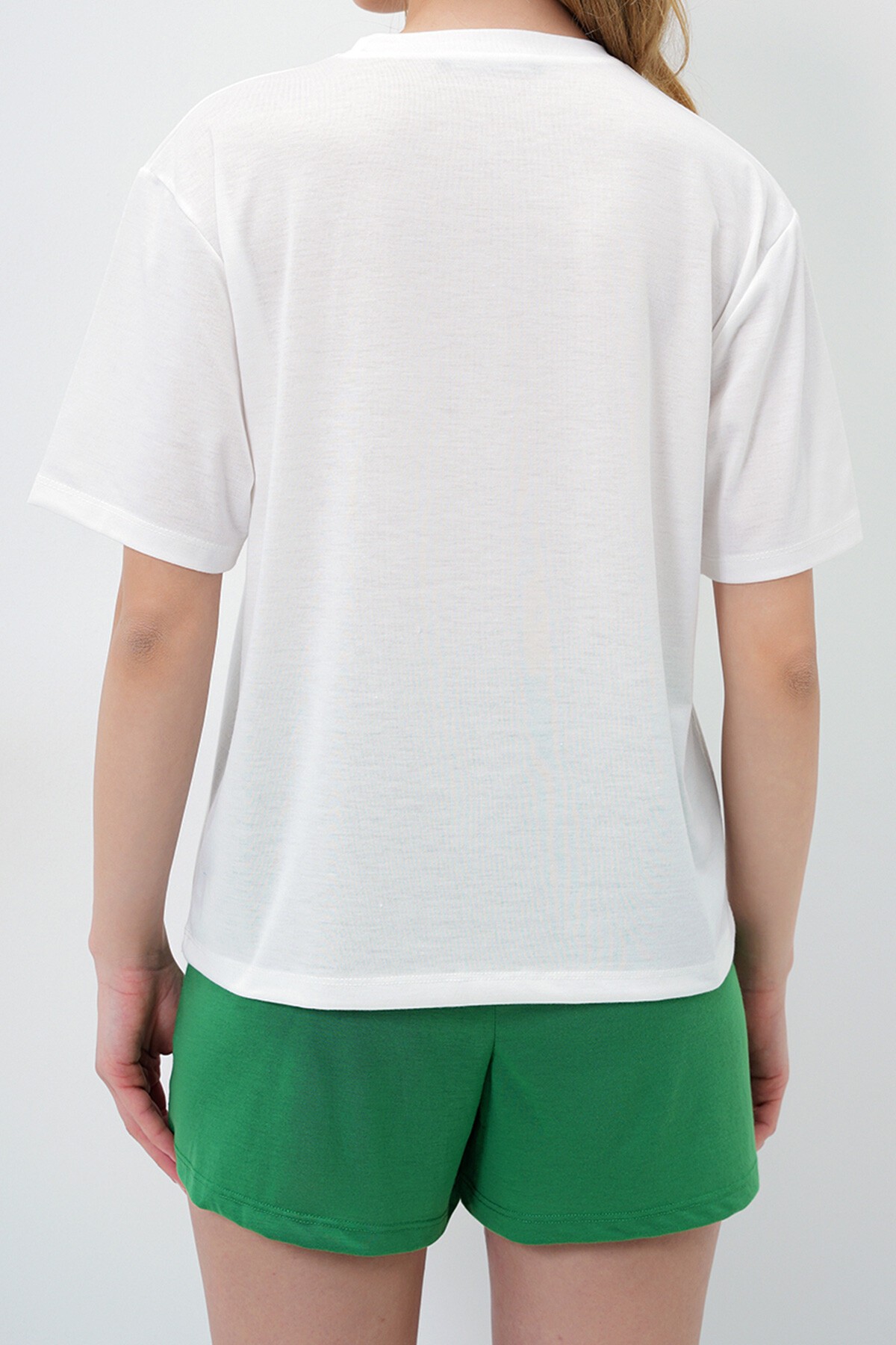 Yeşil Pamuklu Basic T Shırt Ve Bağlamalı Şortlu Penye Alt Üst Takım