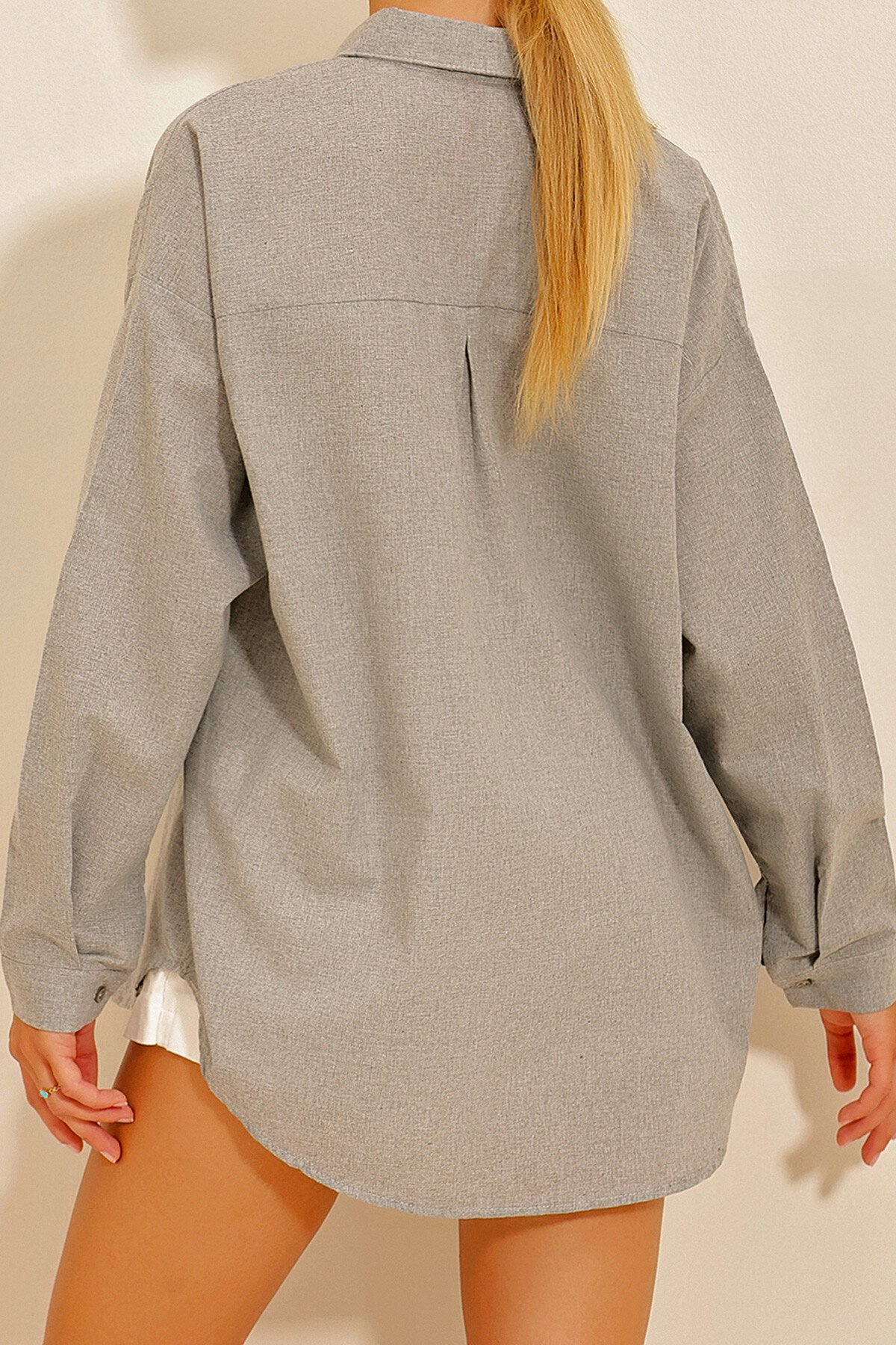 Açık Gri Oversize Keten Gömlek