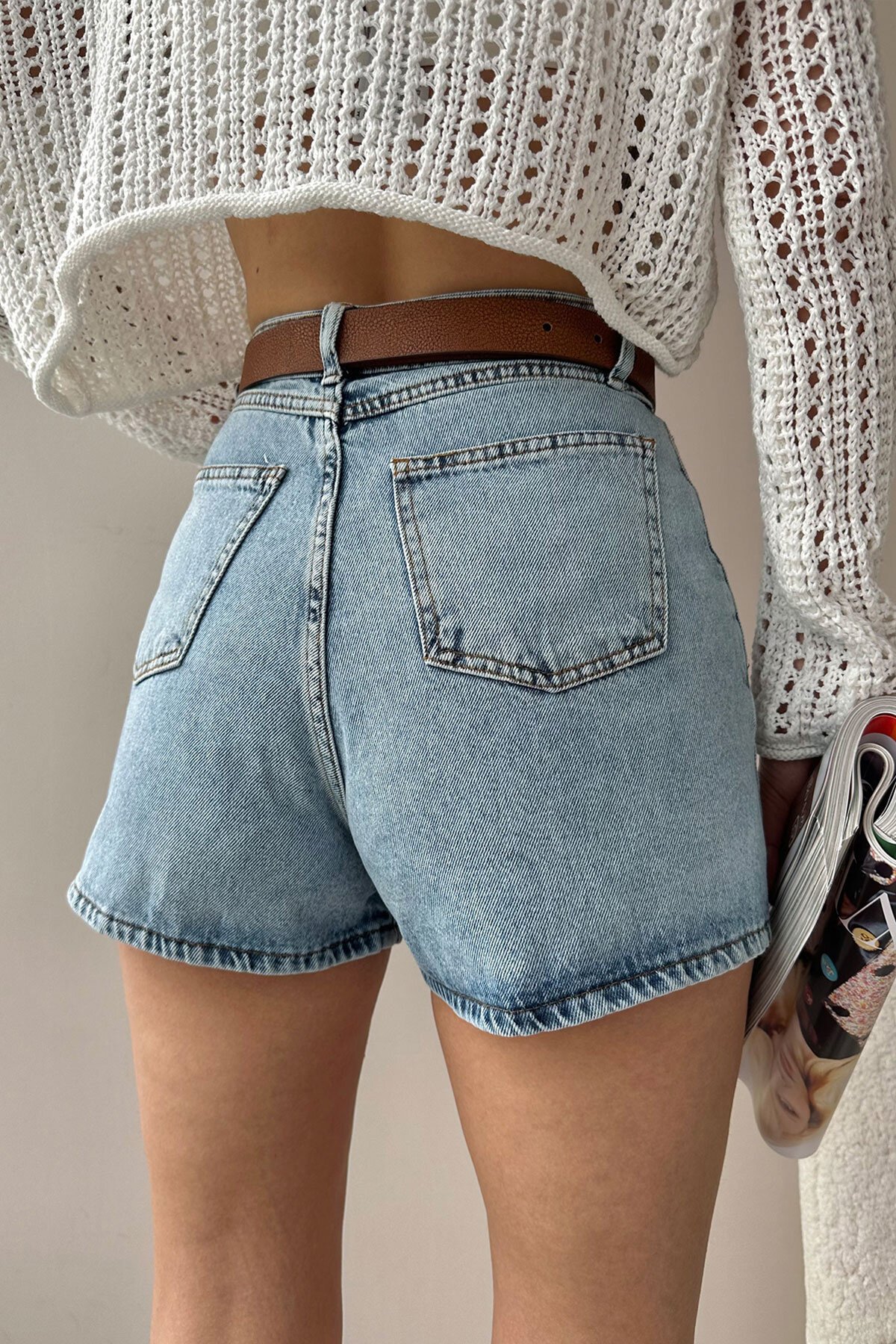 Açık Mavi Yüksek Bel Pileli Dört Cepli Jean Şort